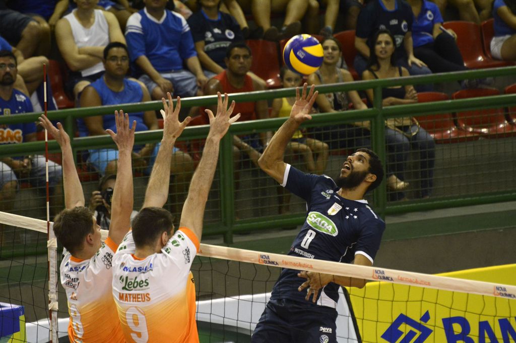 Contagem (MG) - 11/11/15 - Sada Cruzeiro x Vôlei Canoas