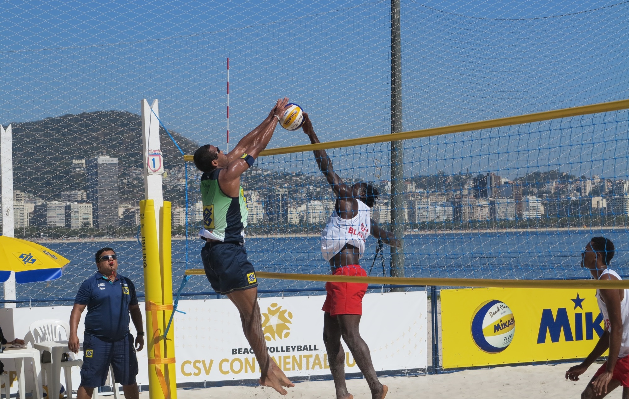 CONTINENTAL CUP: Duplas brasileiras estreiam com quatro vitórias no torneio masculino