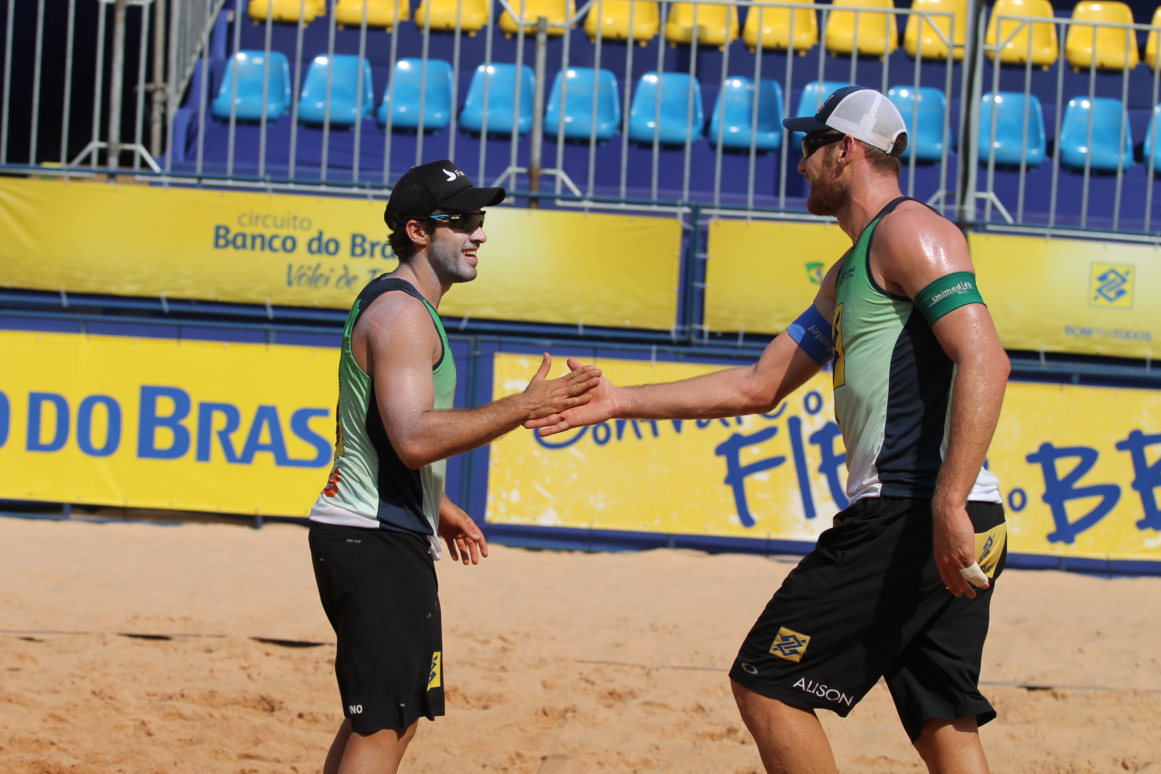 CIRCUITO BANCO DO BRASIL: Semifinais masculinas reúnem as quatro melhores duplas do ranking