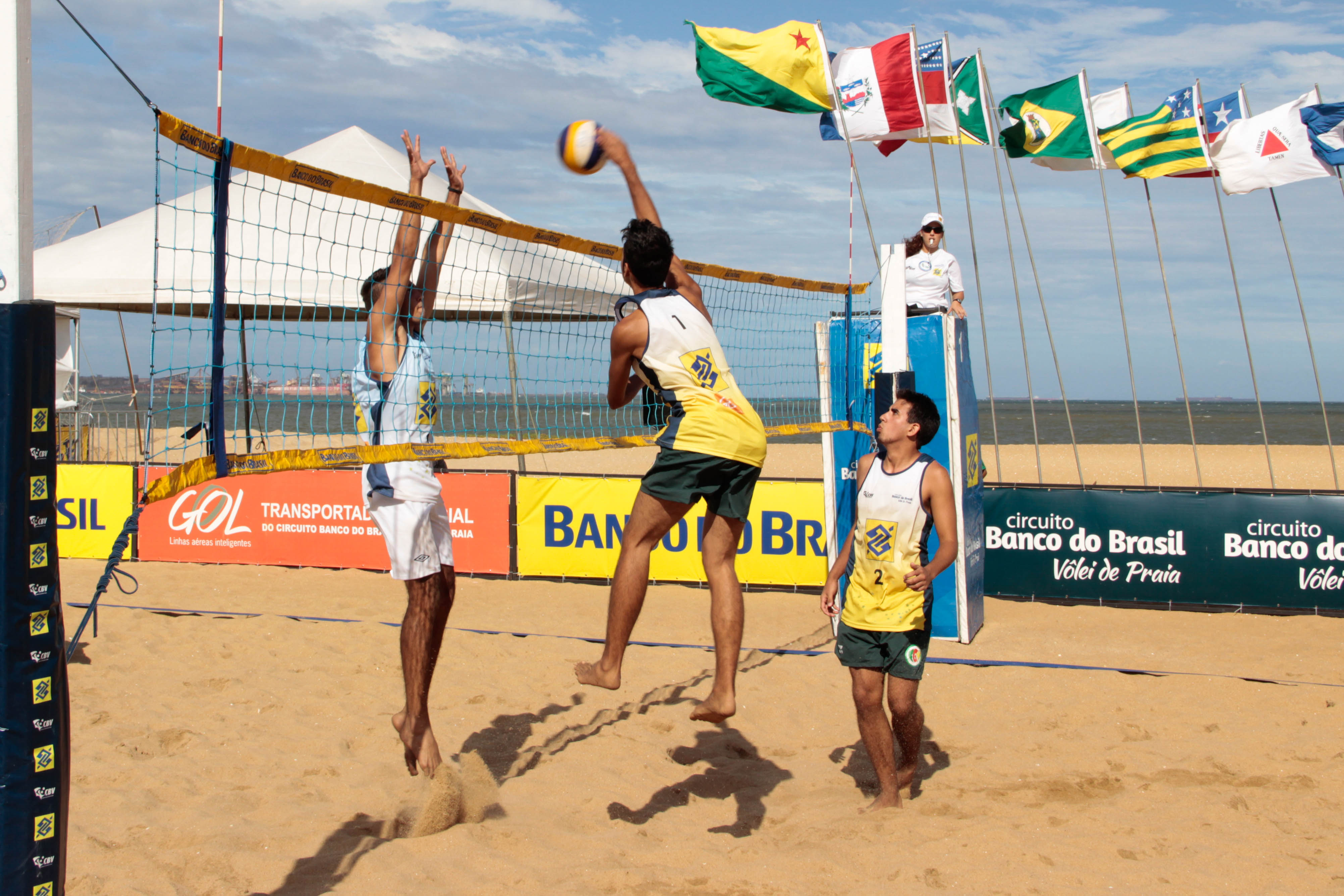 CIRCUITO BANCO DO BRASIL SUB-19: Dez duplas já garantem classificação às oitavas de final