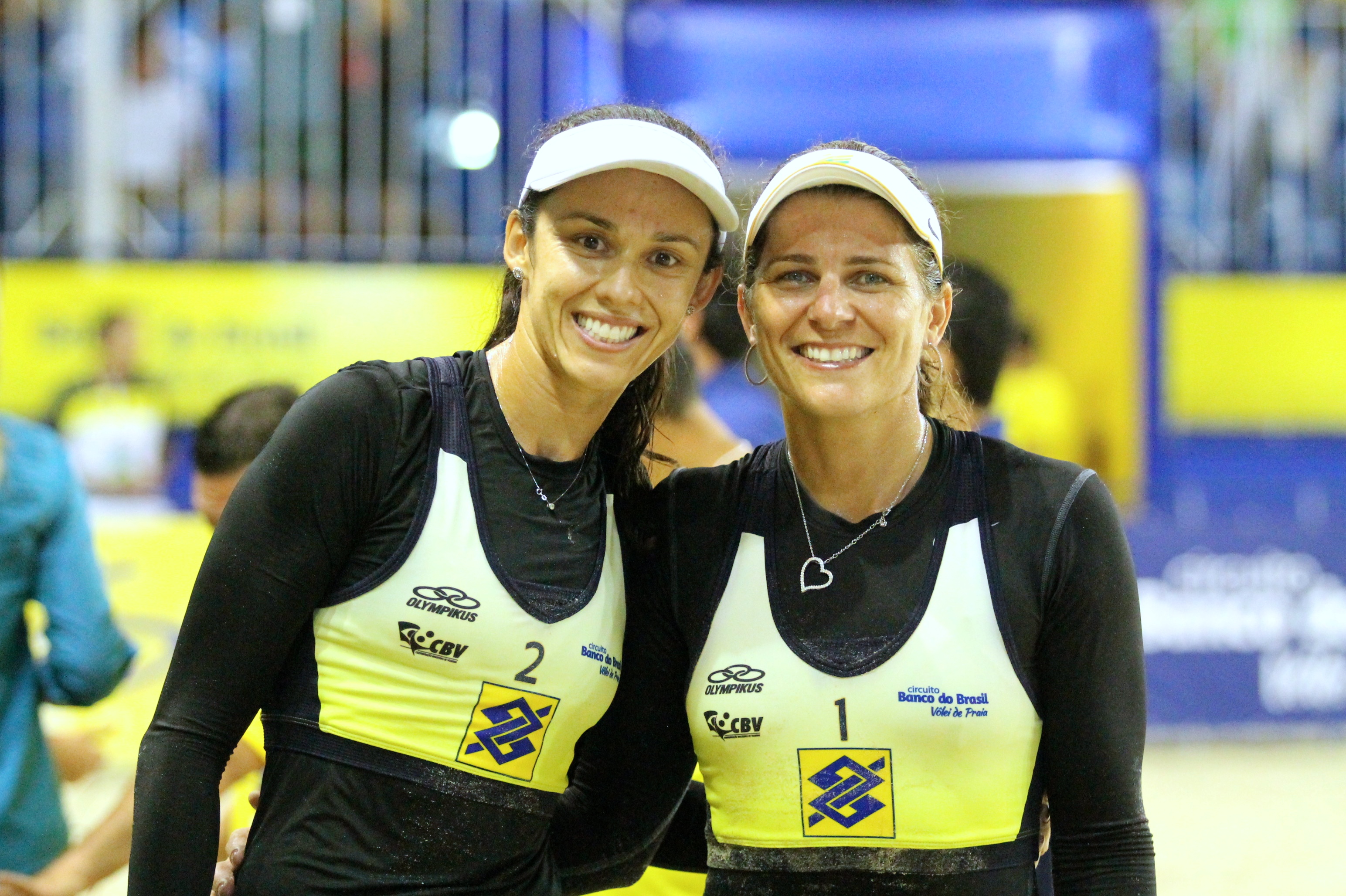 CIRCUITO BANCO DO BRASIL: Talita/Larissa enfrenta Juliana/Maria Elisa na final da etapa de Niterói (RJ)