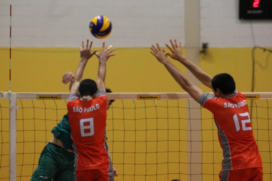 No tie-break, Vôlei Nestlé vence o Terracap/Brasília Vôlei e segue na liderança 