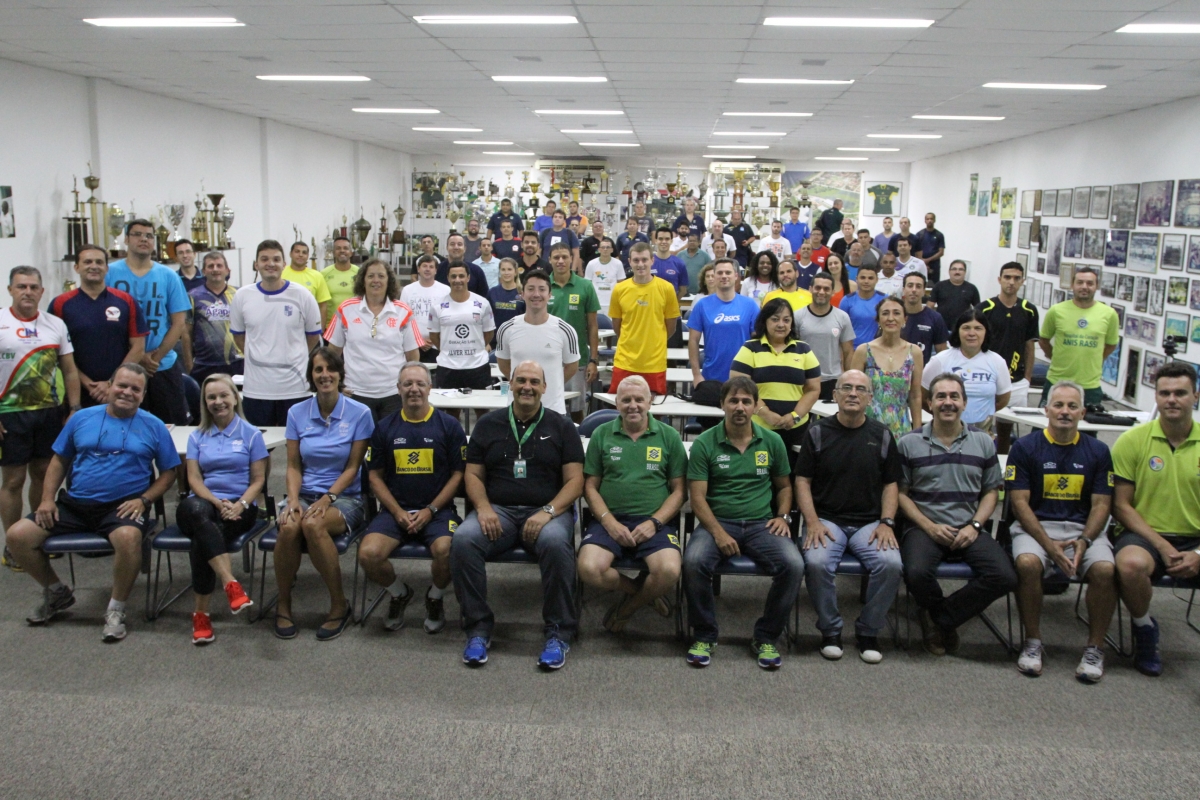 A casa do voleibol brasileiro recebeu o IV Encontro de Técnicos Formadores