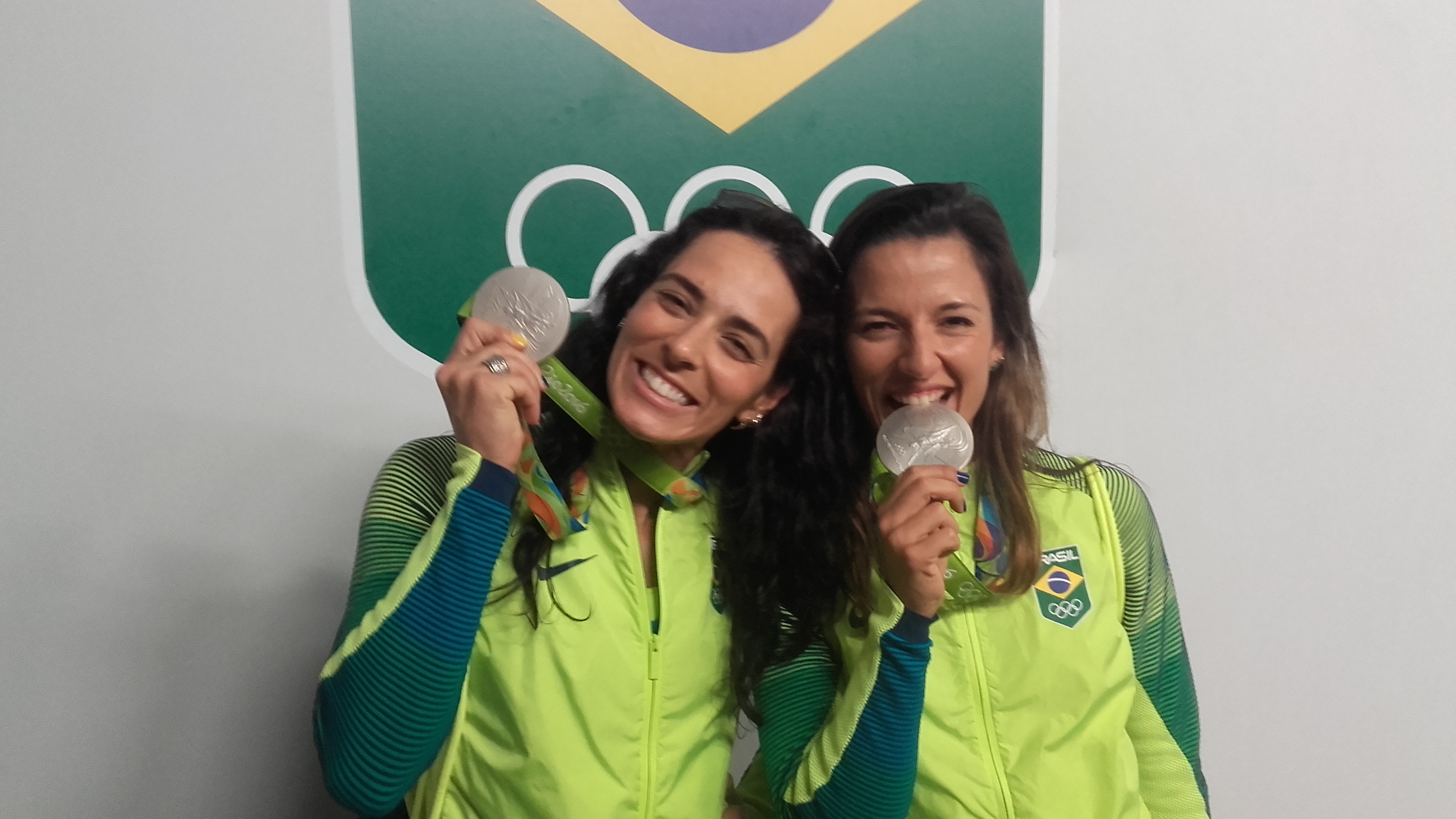 Ágatha e Bárbara com sensação de gratidão e dever cumprido pela prata