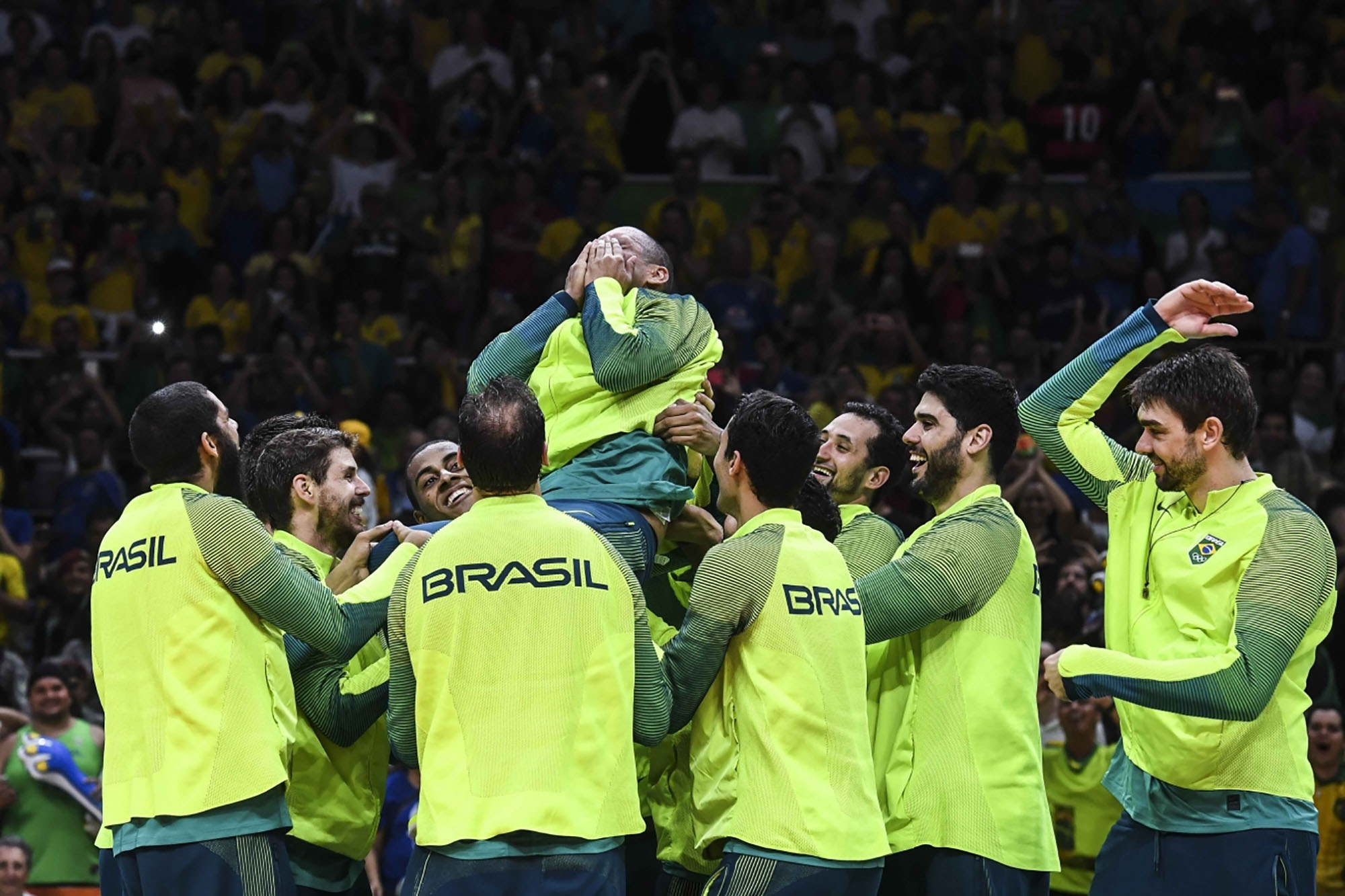 Brasil derrota a Itália e é campeão