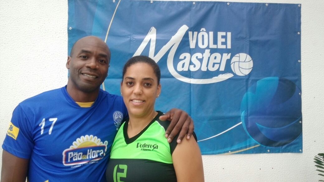 Casal cubano cultiva o amor ao esporte no Vôlei Master 2016