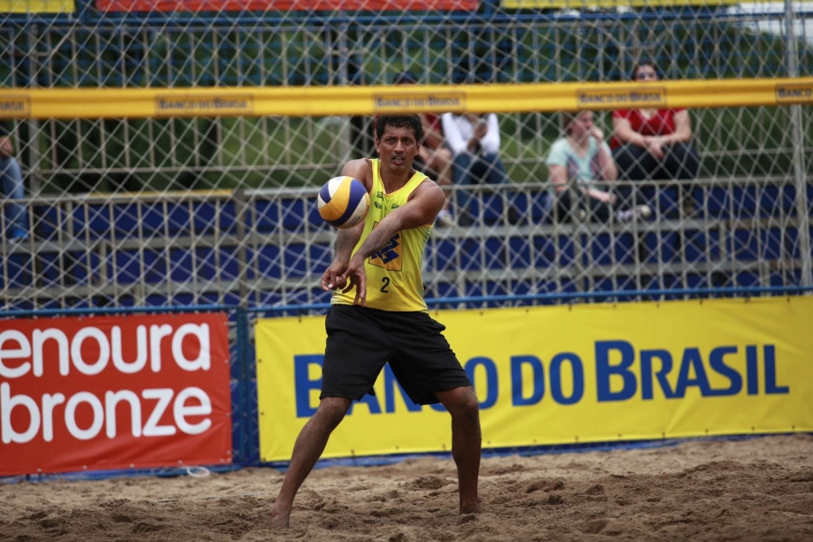 Semifinais definidas em Campo Grande com dois times do quali e atleta da casa