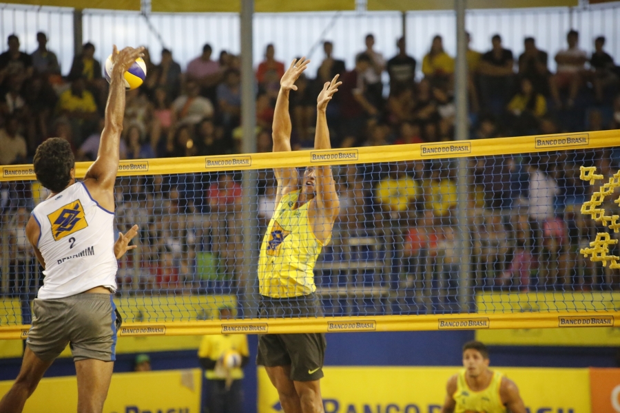 Em São José, Álvaro/Saymon e Alison/Bruno Schmidt fazem terceira final seguida na temporada