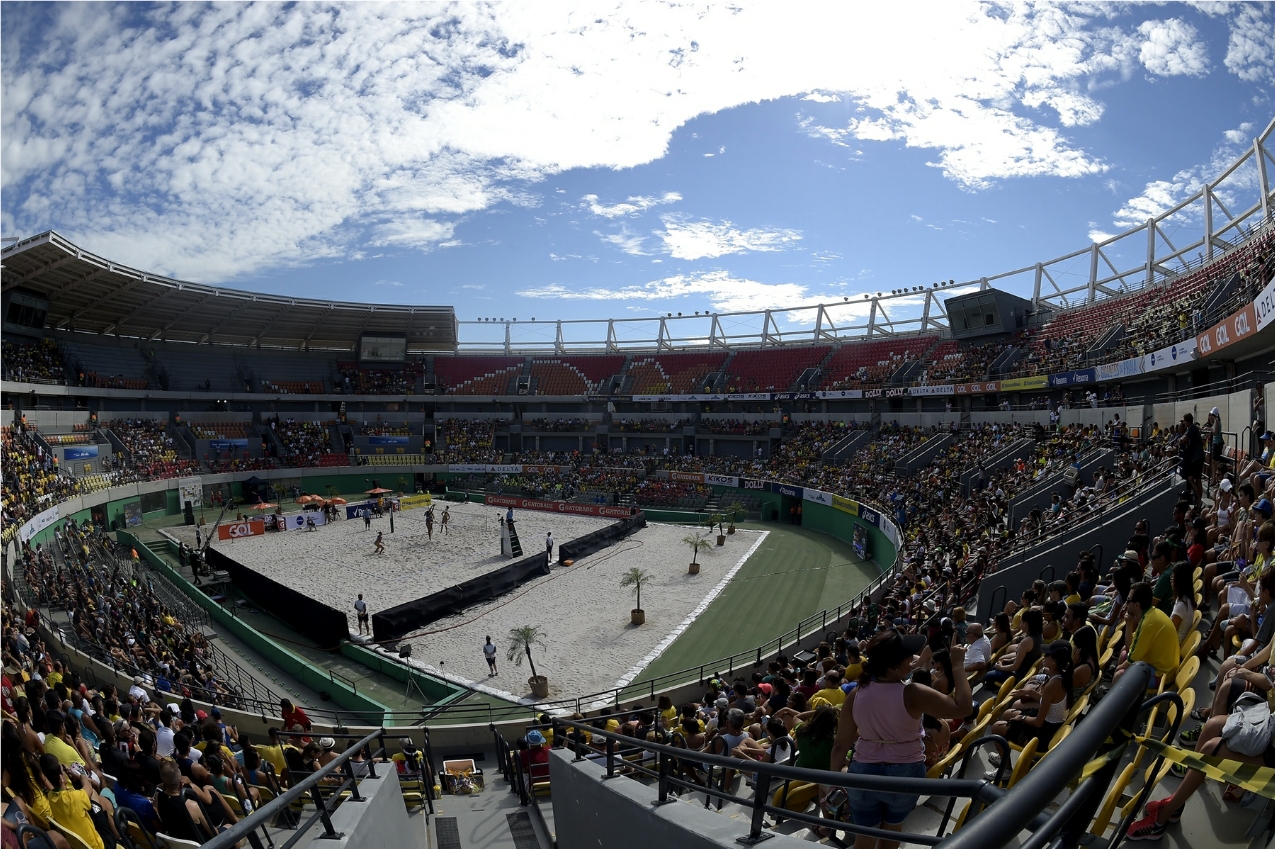 Ágatha/Duda e Fernanda/Bárbara vencem e Brasil se garante na final