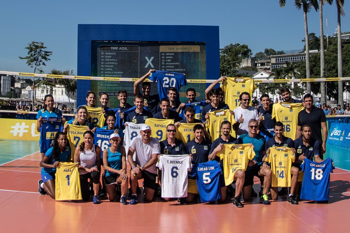 Asics e Vôlei Brasil apresentam novos uniformes das seleções