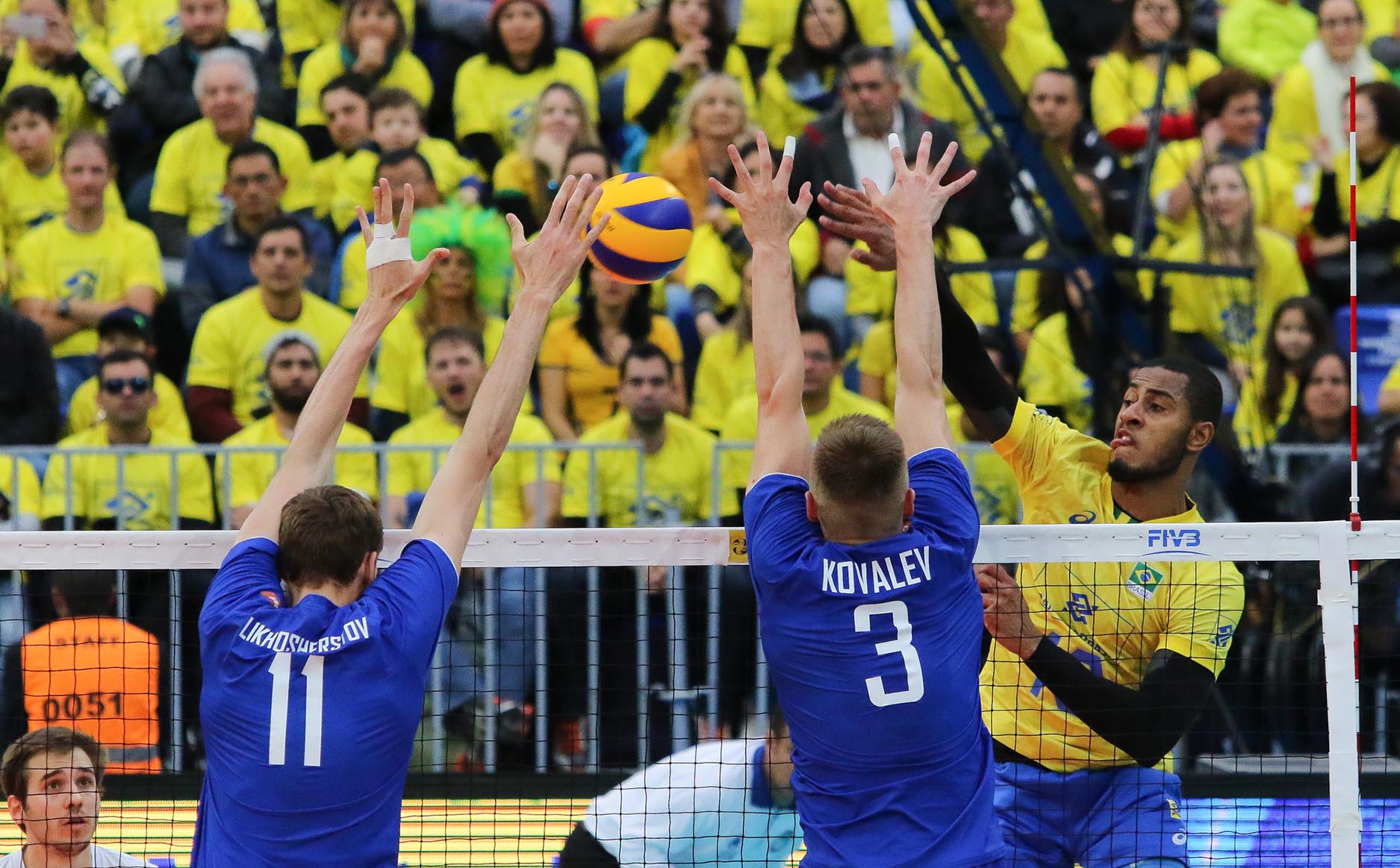 Brasil vence a Rússia e enfrenta os Estados Unidos na semifinal