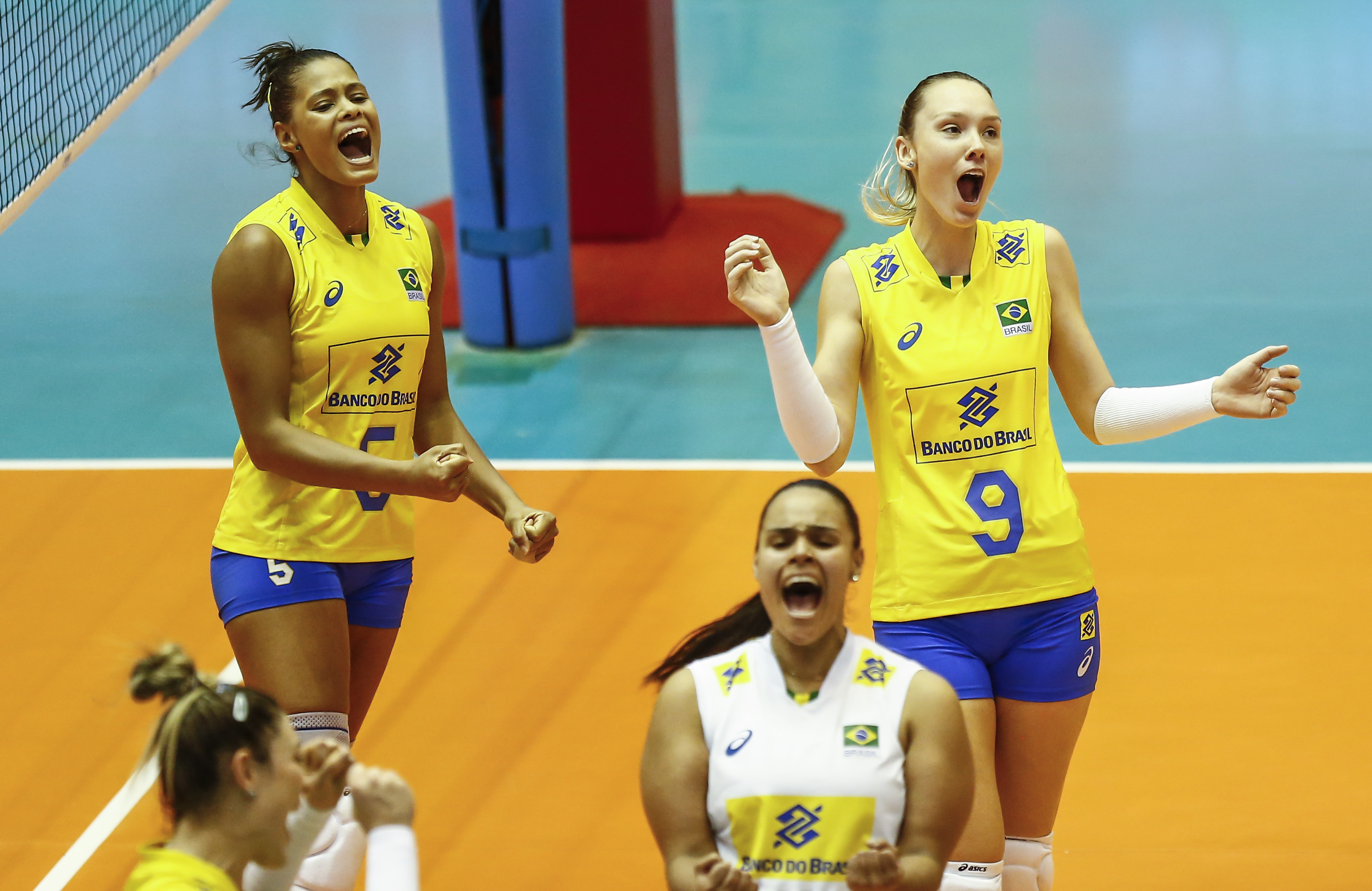 Brasil vence Holanda e se aproxima da Fase Final 