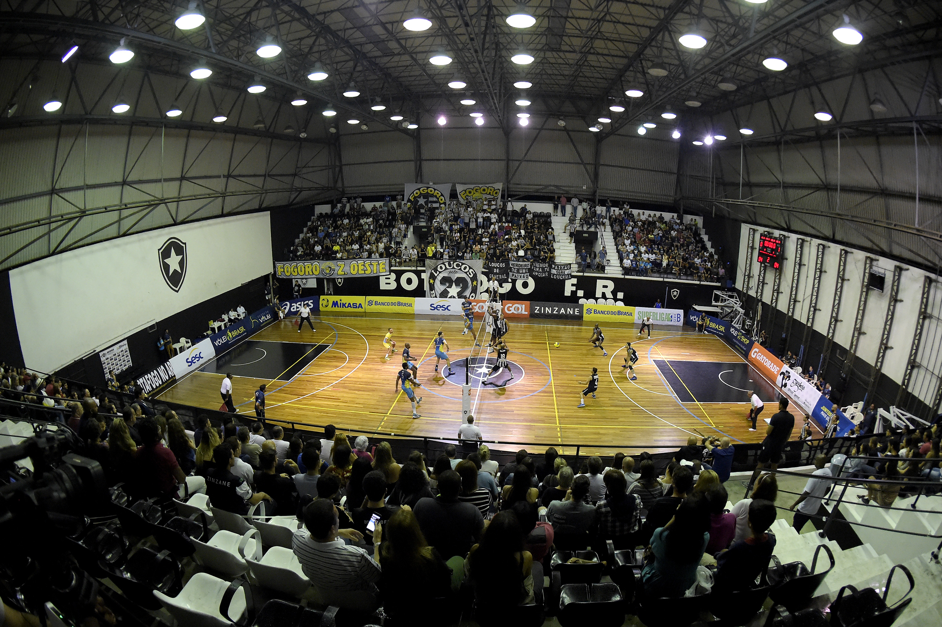 Briga por vaga na próxima Superliga começa nesta sexta-feira