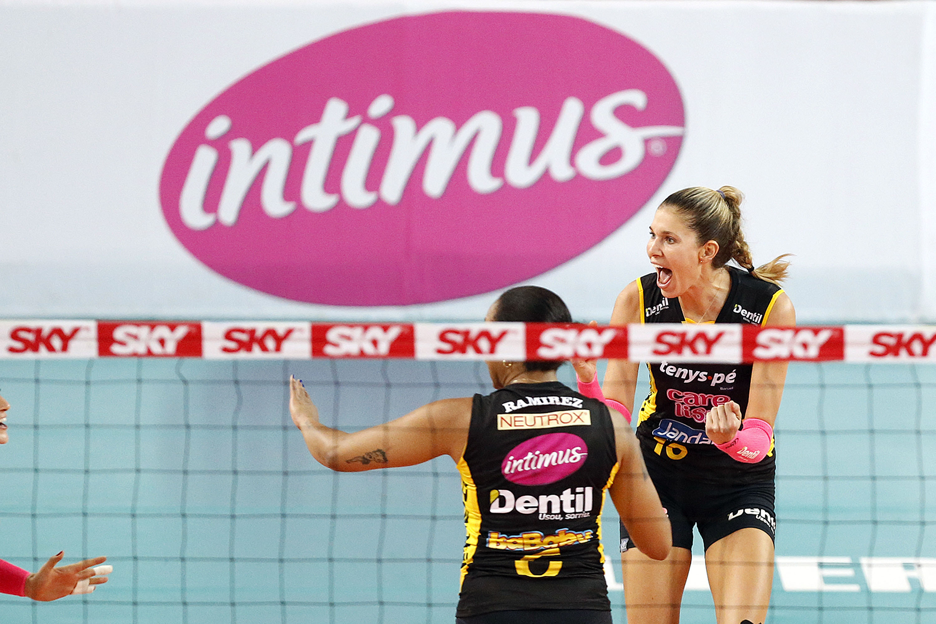 Dentil/Praia Clube vence o Genter Vôlei Bauru