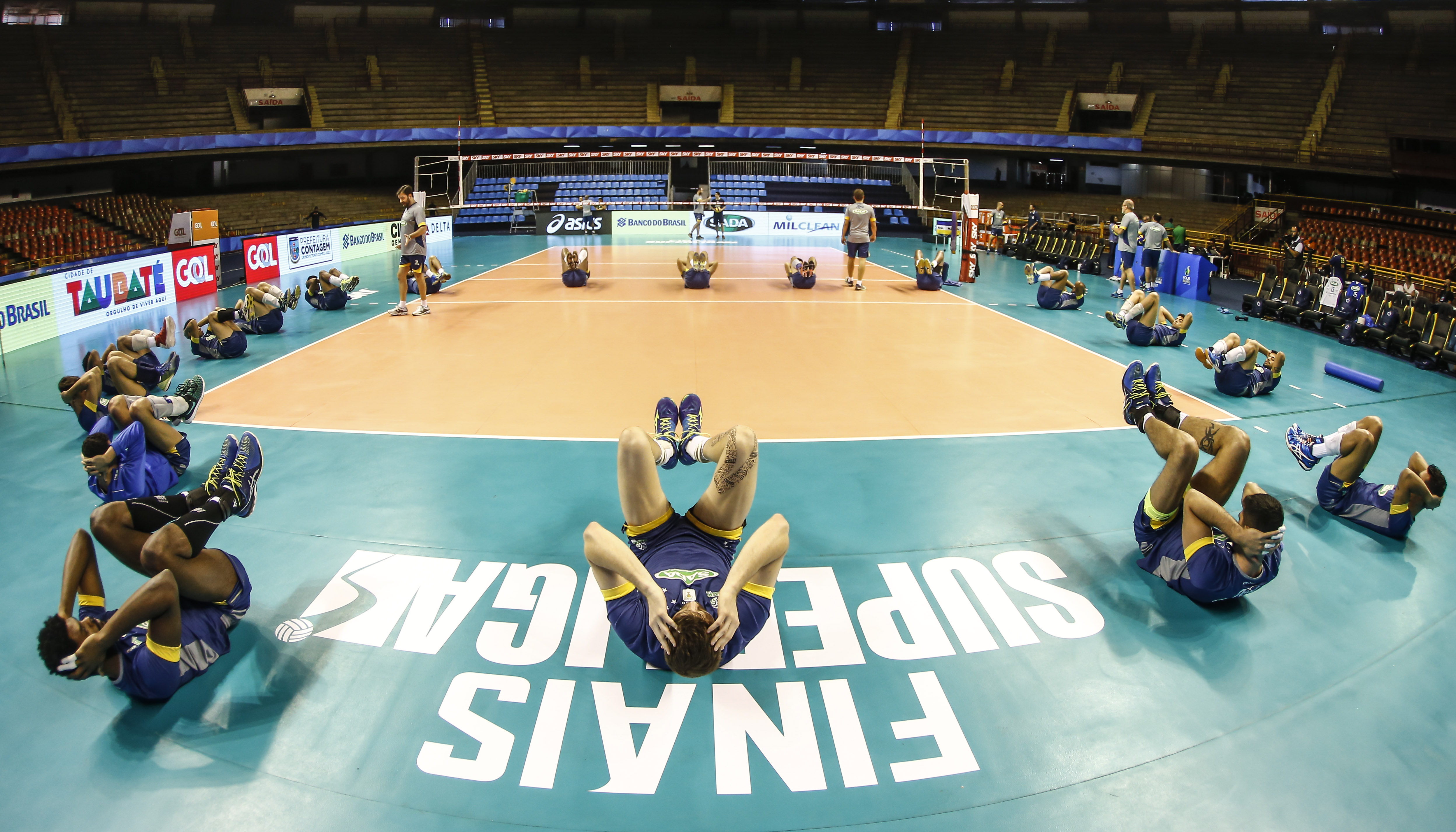 Festa de voleibol brasileiro é coroada com super final