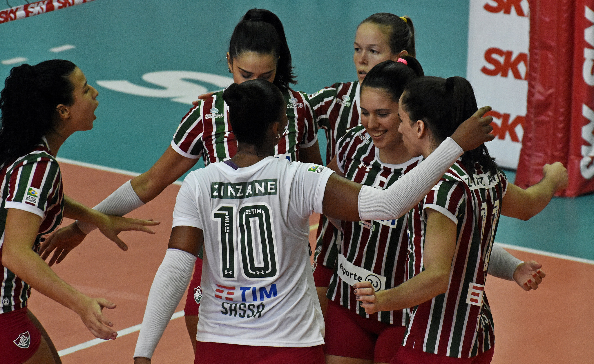 Fluminense começa returno com vitória sobre o BRB/Brasília Vôlei