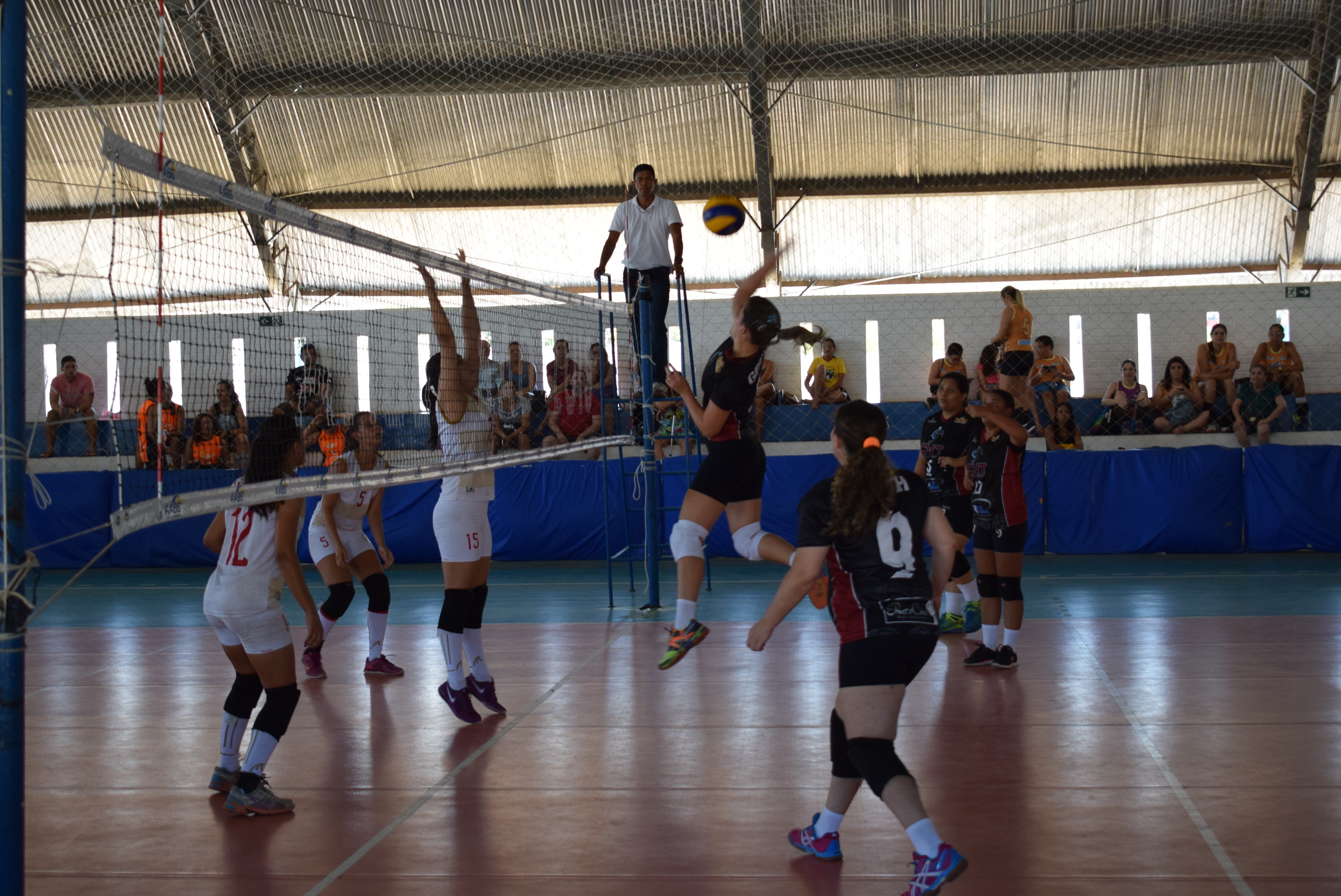 Inscrições abertas para a Copa Primavera de Voleibol da AABB