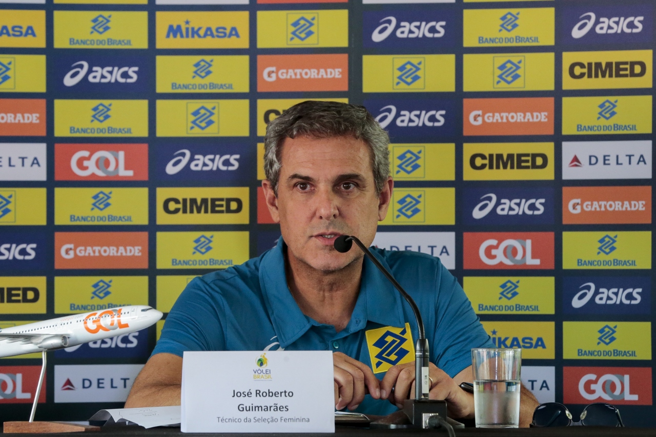 José Roberto Guimarães anuncia lista de jogadoras para Montreux e Grand Prix 