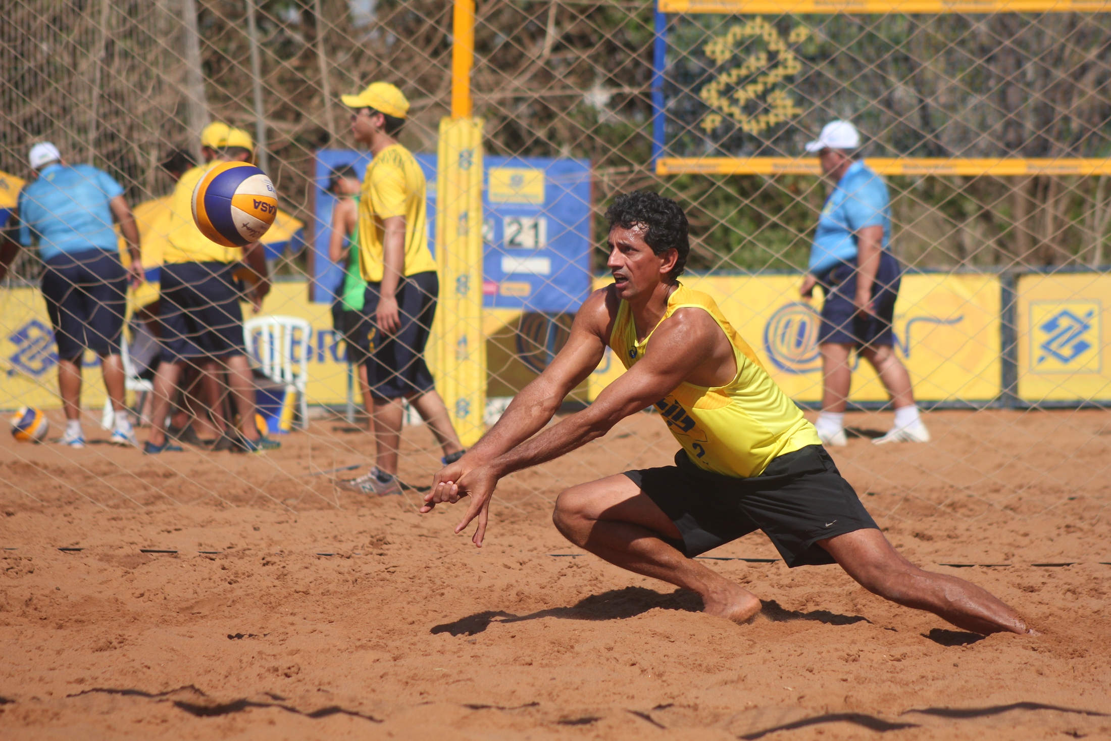 Oitavas de final do torneio masculino terão atletas da casa em Campo Grande