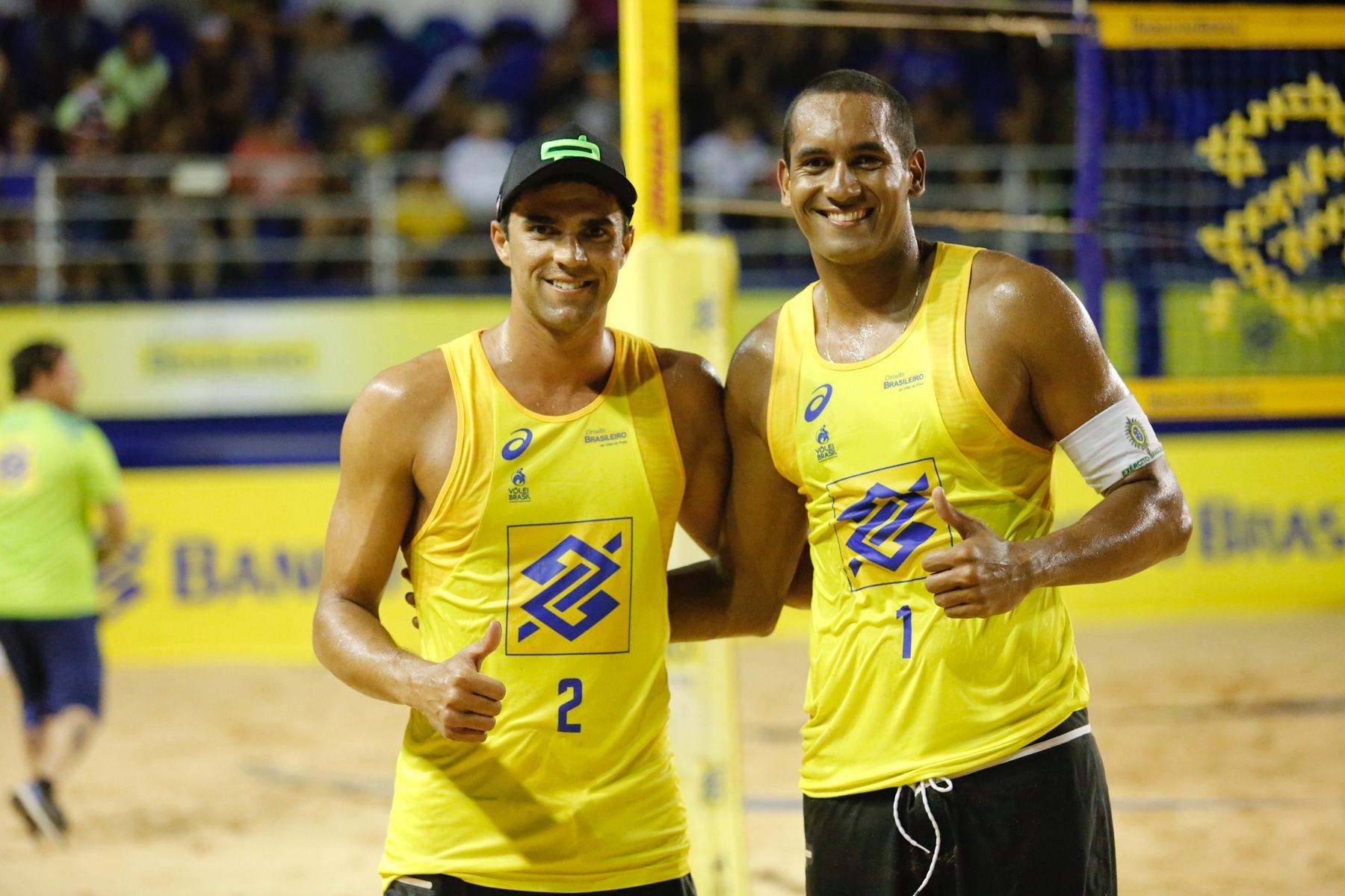 Paraibanos e nova dupla são destaques no primeiro dia do torneio masculino