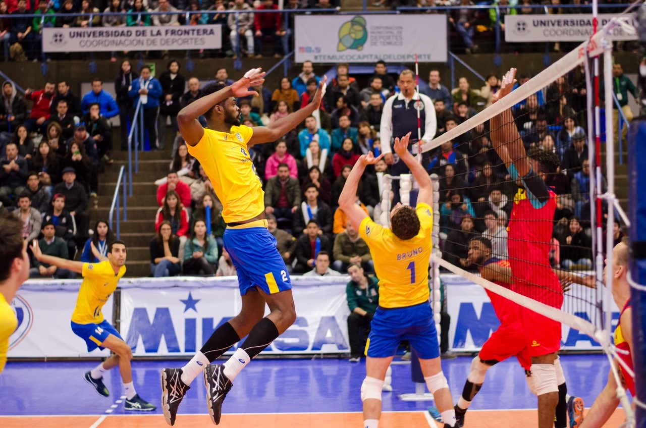 Seleção brasileira vence a Colômbia no encerramento da fase classificatória