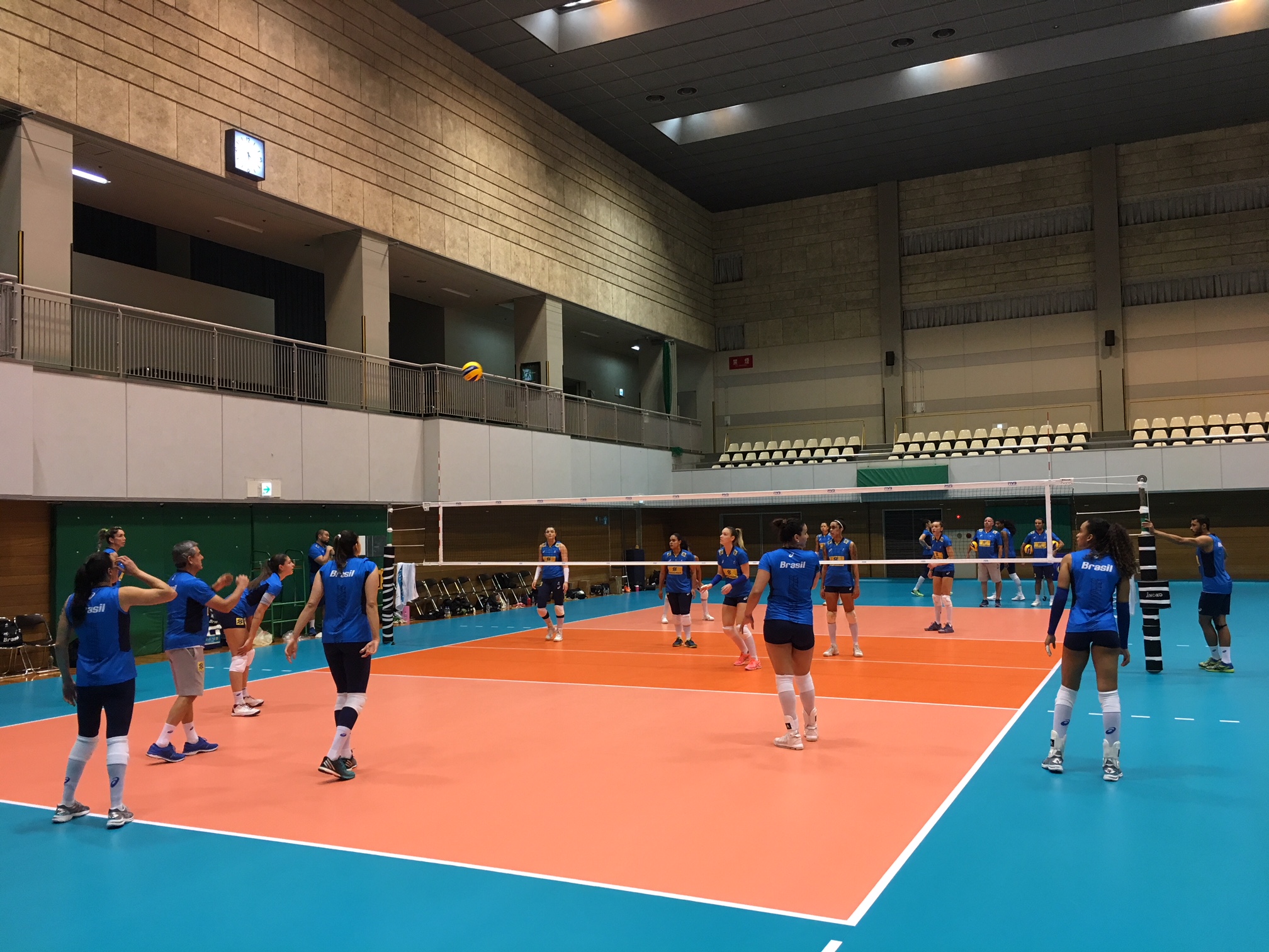 Brasil faz o primeiro treino em Nagoya 