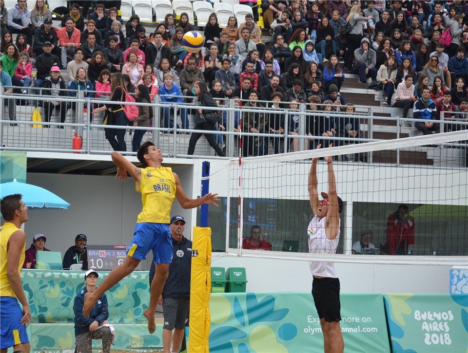 Brasil segue com as duas duplas para a segunda fase