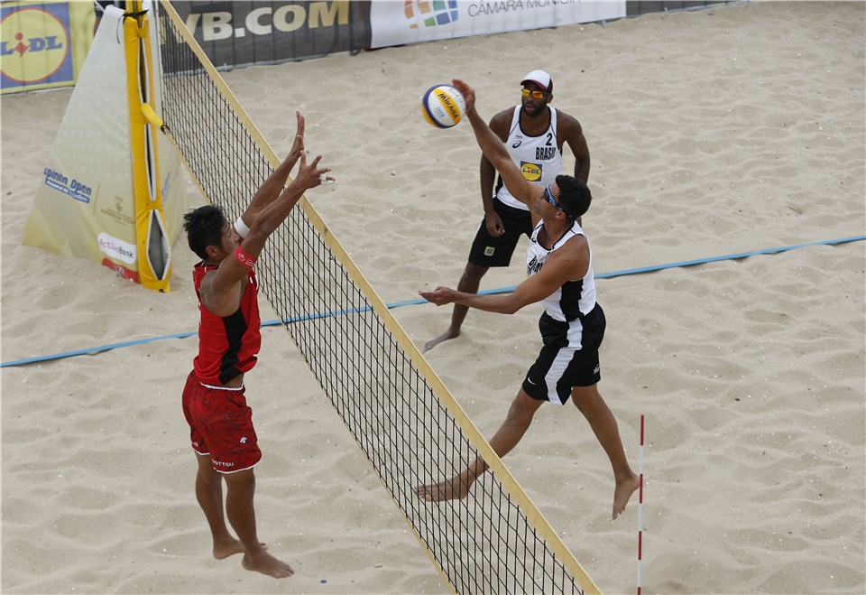 Brasil segue com três duplas no torneio masculino em Espinho