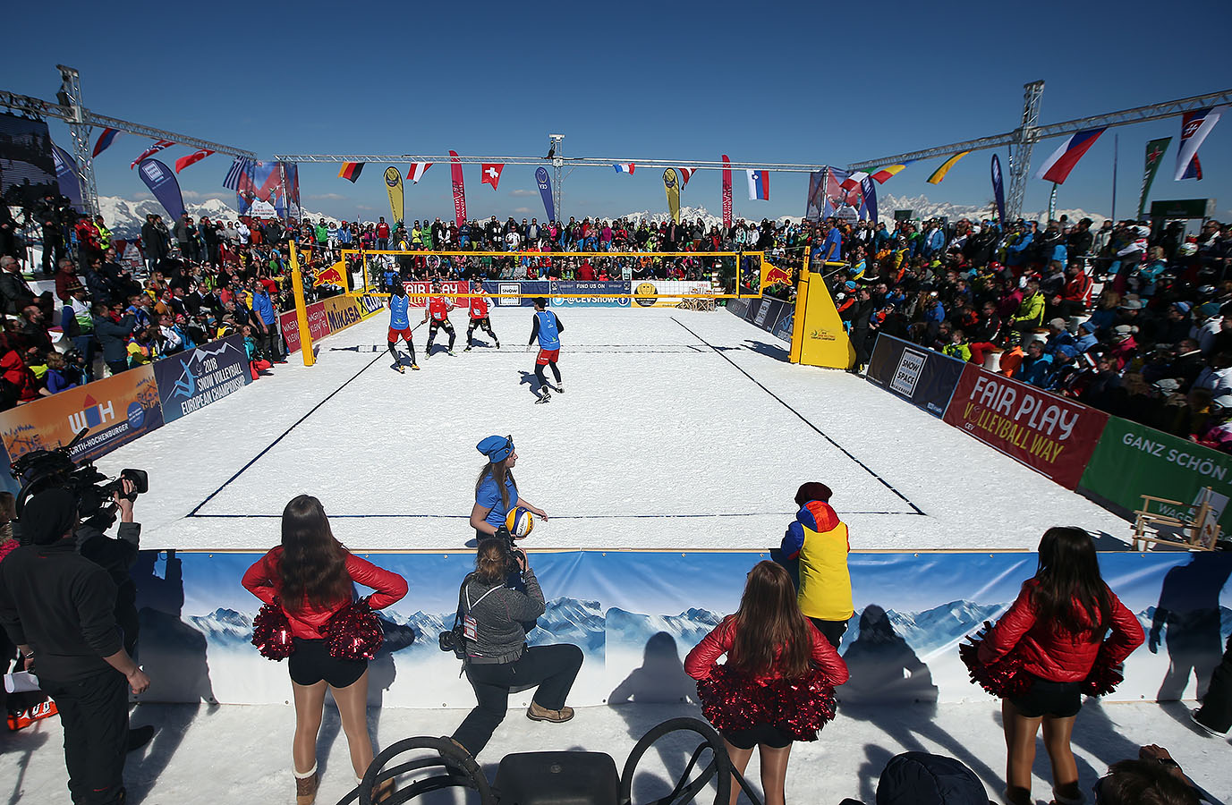 Brasil será representado por trio em torneio oficial na neve pela primeira vez