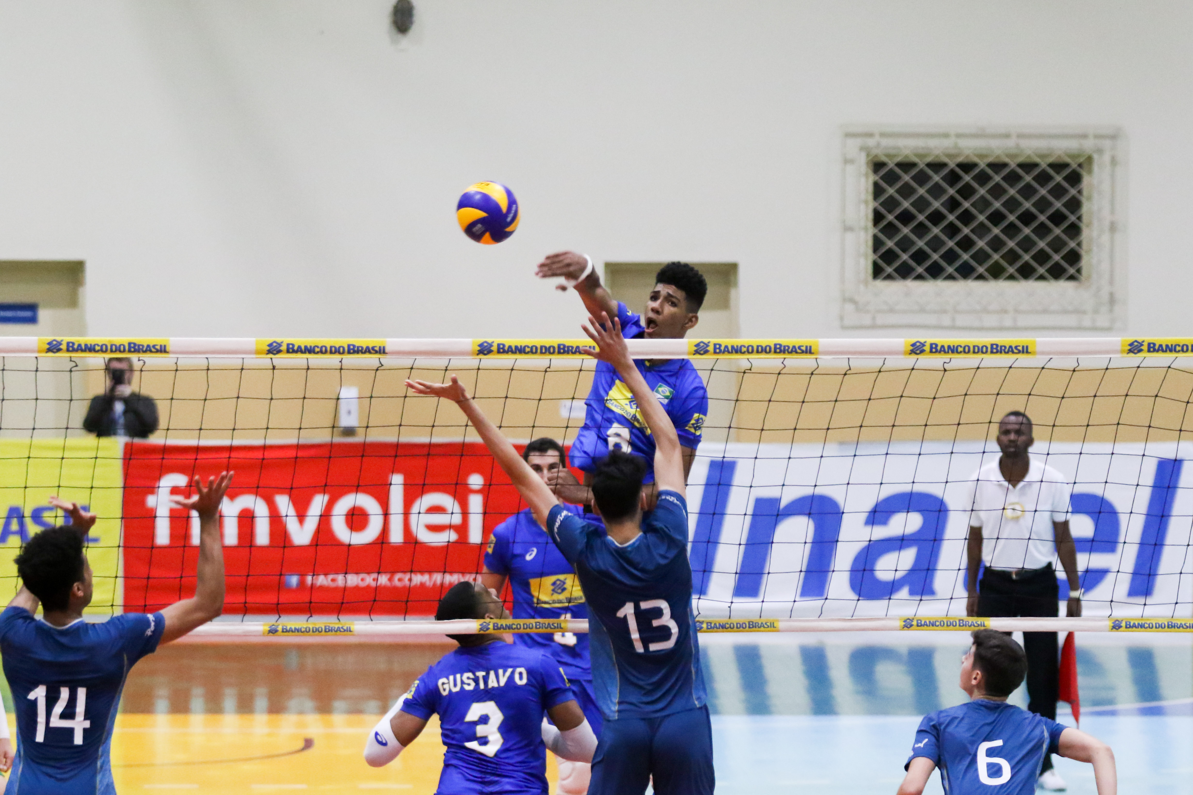 Brasil vence a Argentina pela segunda vez consecutiva em série amistosa