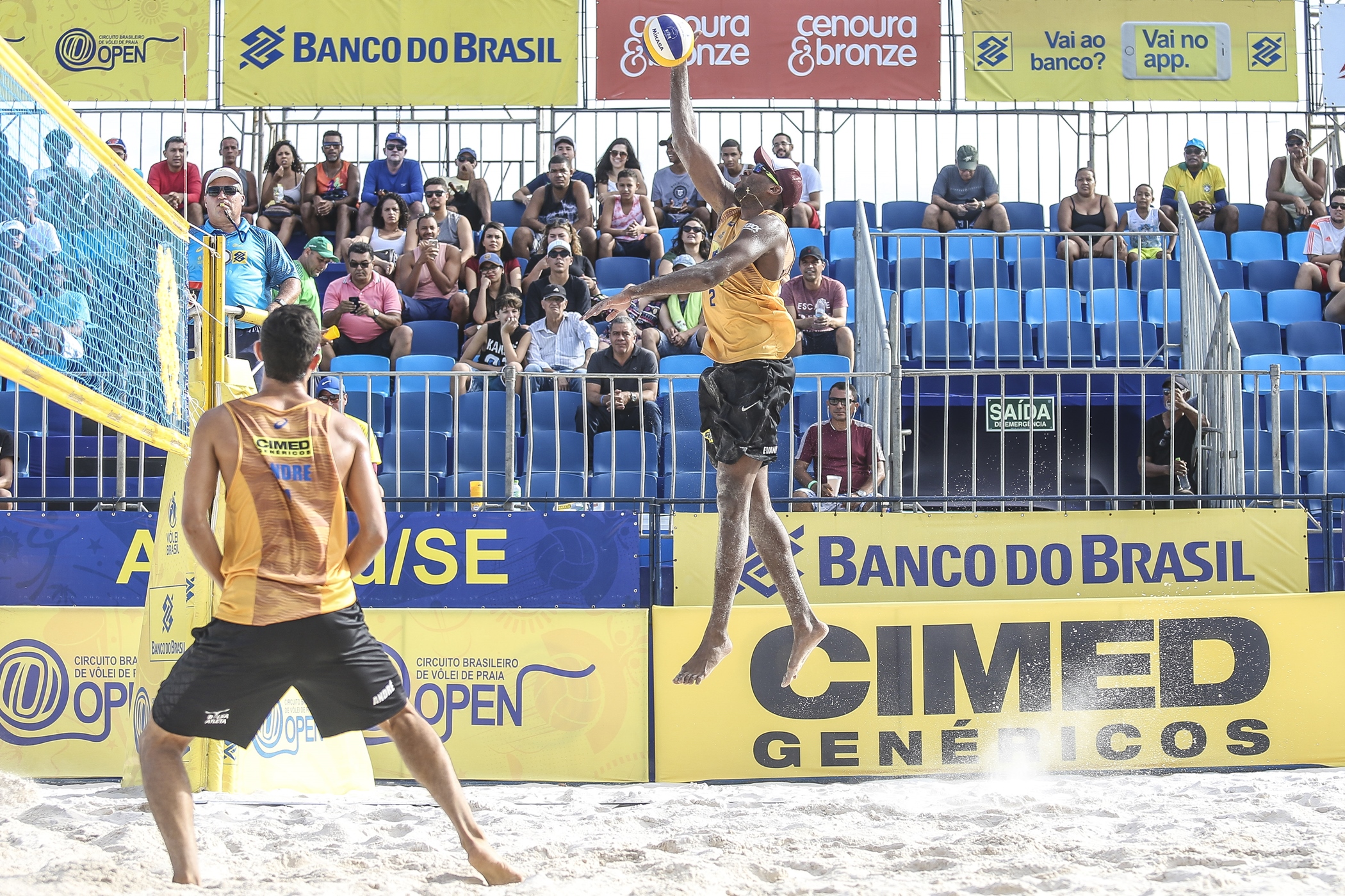 Semifinais definidas em Aracaju com campeões antecipados e retorno de Jô/Léo