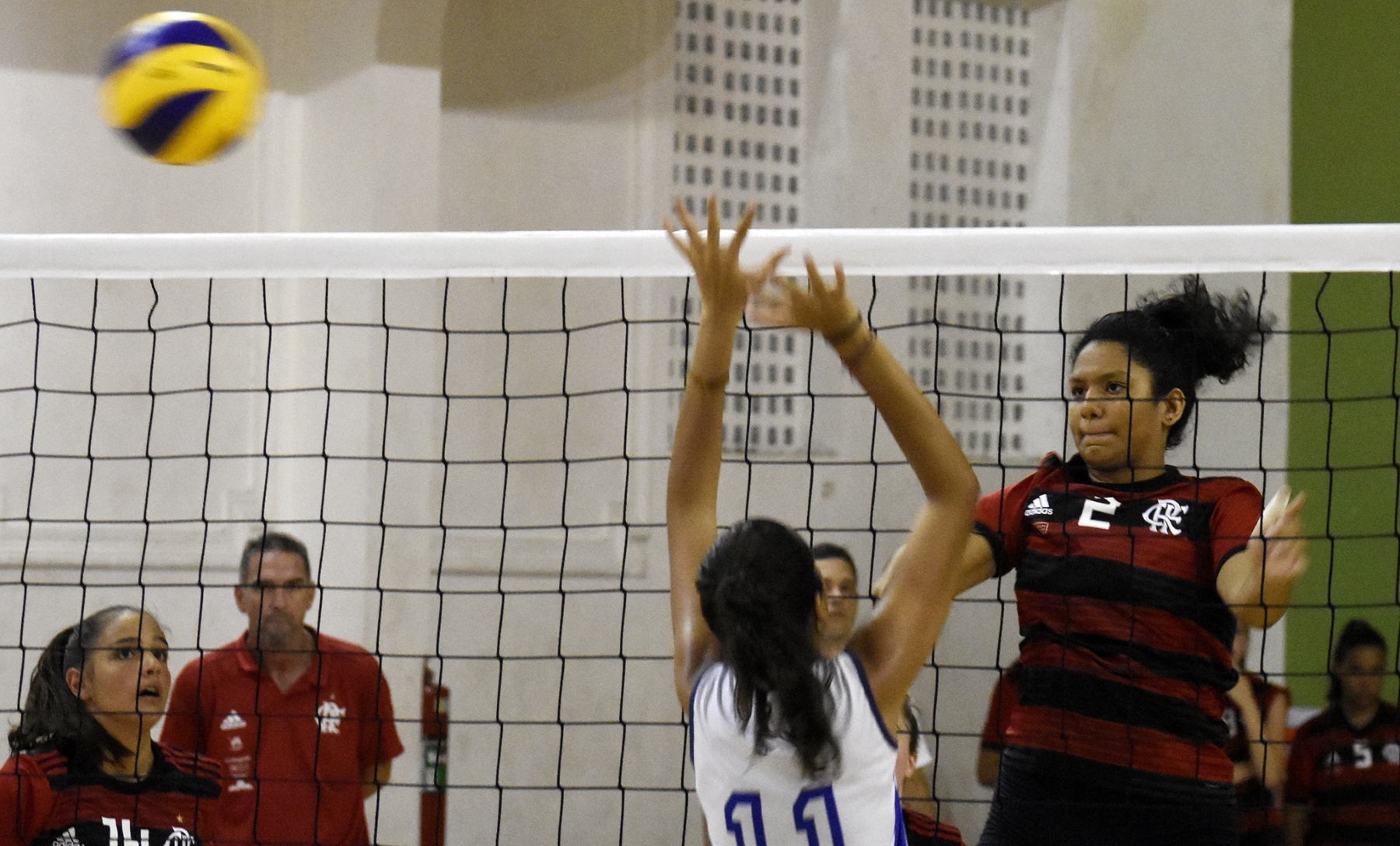 Semifinais do torneio terão Fla x Flu e clássico mineiro neste domingo