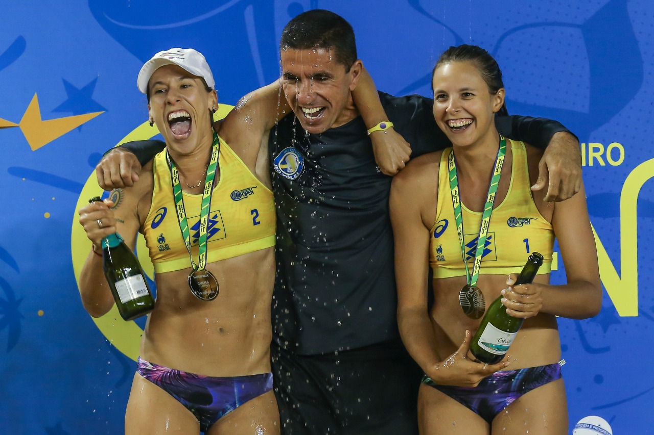 Taiana e Carol Horta vencem em Brasília e conquistam primeiro ouro da parceria