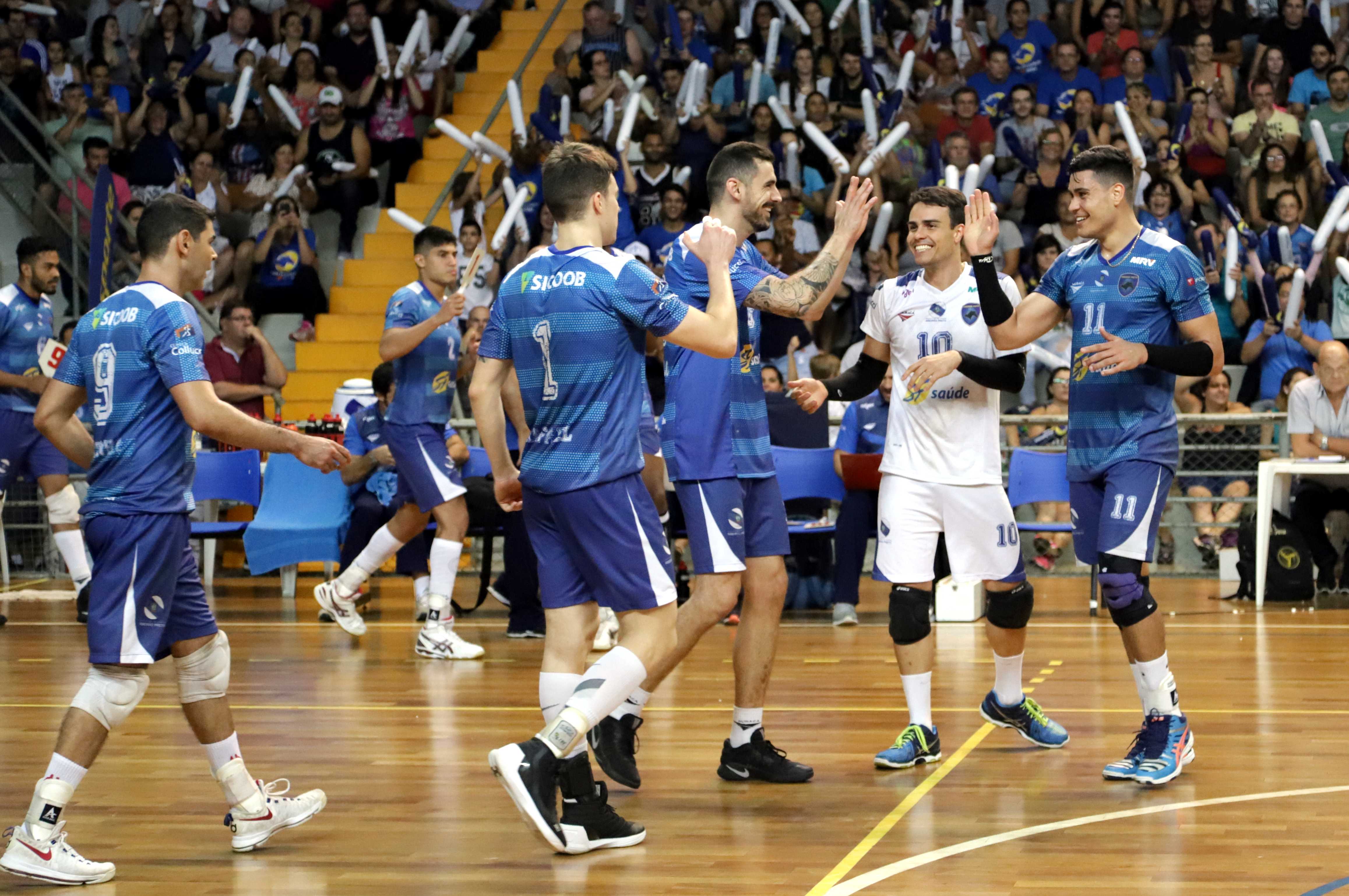 Vôlei Ribeirão Preto faz partida decisiva com Apan/Esferatur/Blumenau por vaga na final