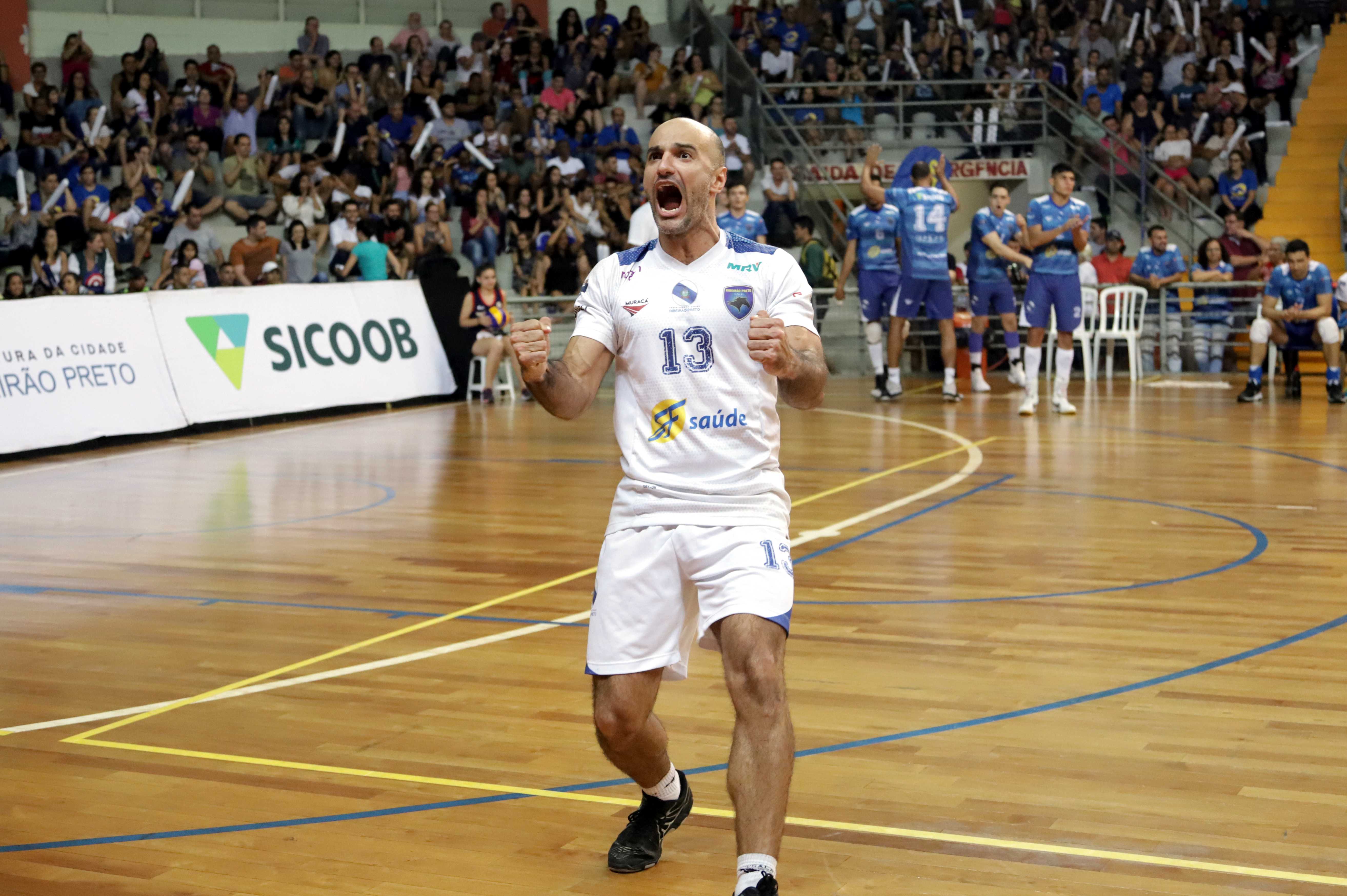 Vôlei Ribeirão Preto vence novamente em casa e garante vaga na final