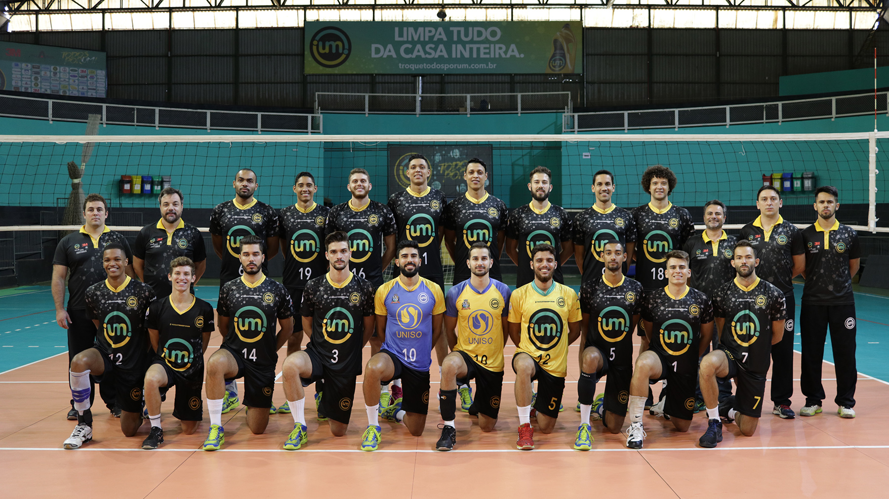 Vôlei UM Itapetininga conta com campeão olímpico na busca pelo título