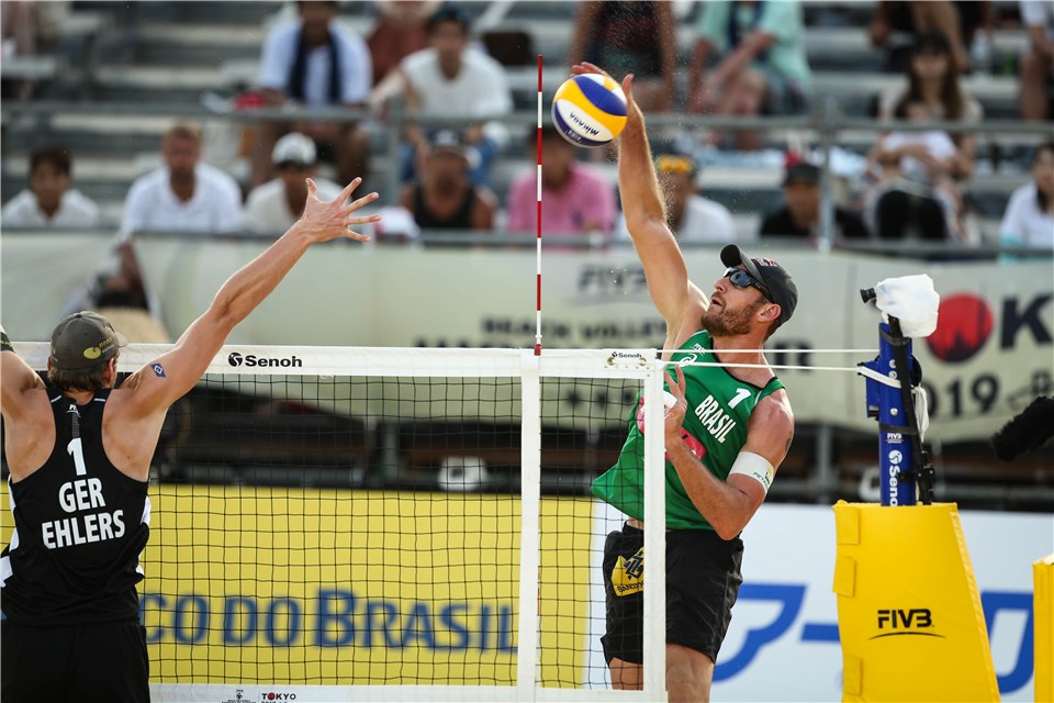 Alison e Álvaro Filho vão disputar o bronze na etapa e evento-teste de Tóquio