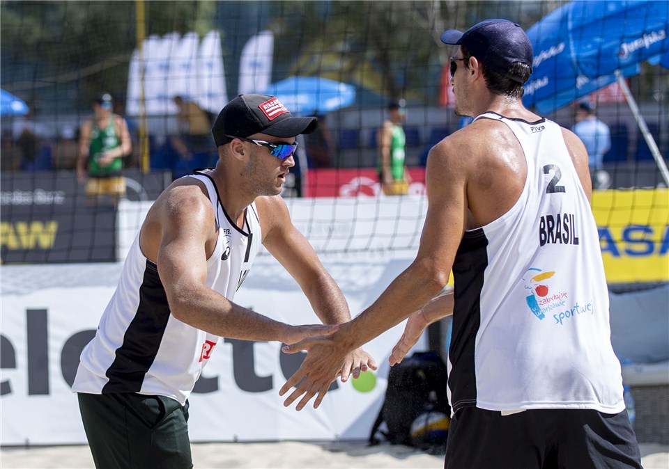 André e George vencem duelo brasileiro e fecham a lista de brasileiros em Varsóvia