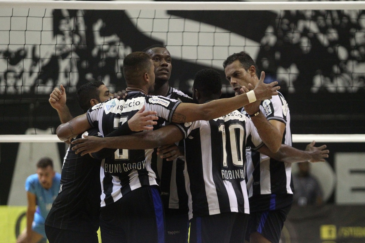 Botafogo e Lavras Vôlei fazem a segunda partida da semi nesta quarta-feira