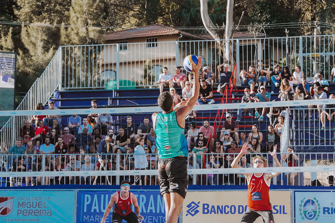 Brasil avança com todas as suas 14 duplas à fase eliminatória em Miguel Pereira