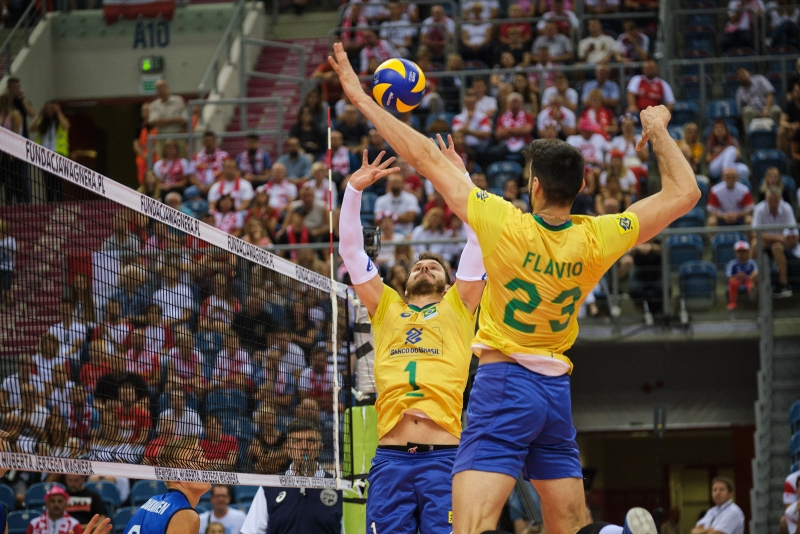 Brasil bate a Finlândia no primeiro jogo em Cracóvia