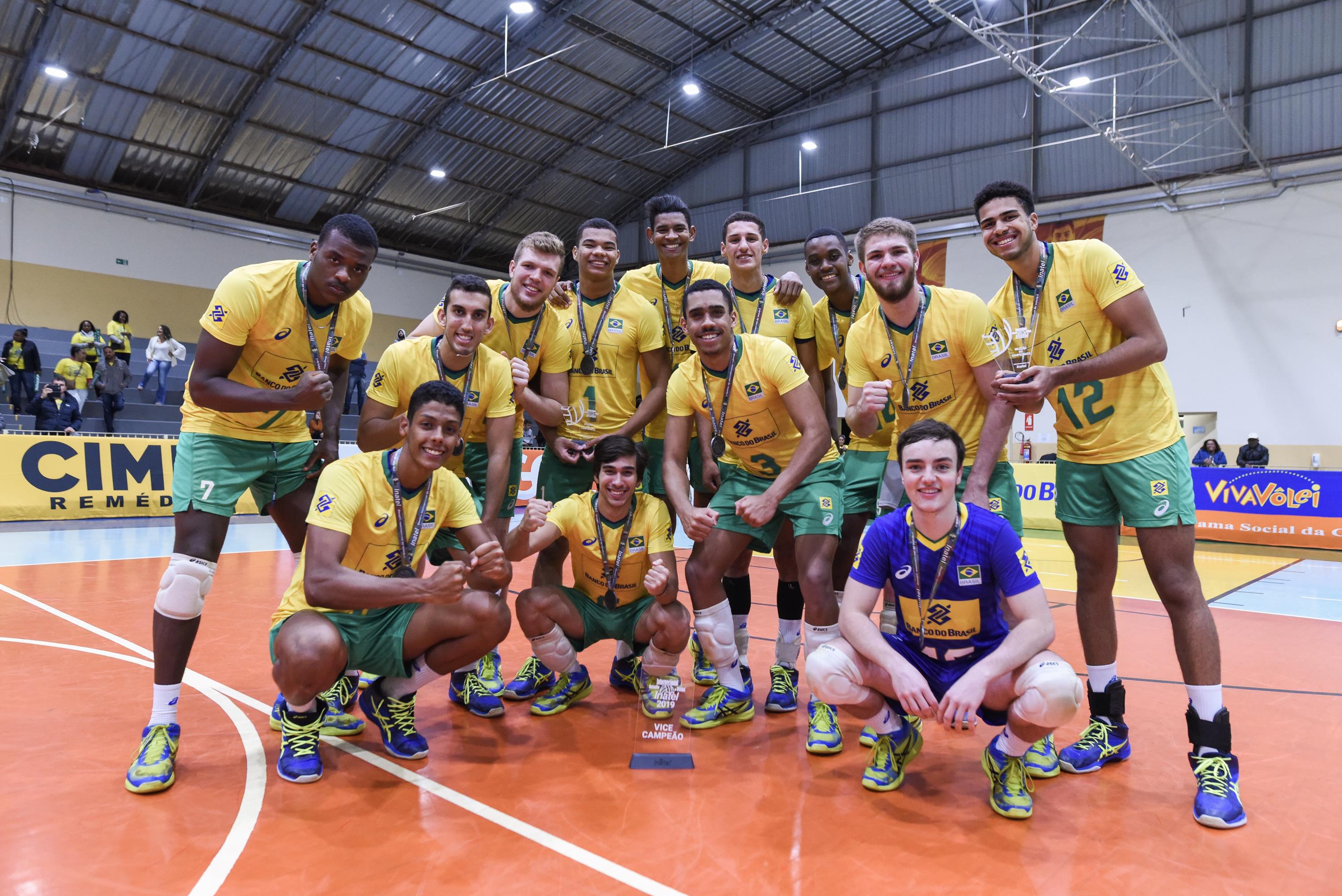 Brasil fica com a prata no Desafio Internacional de Voleibol