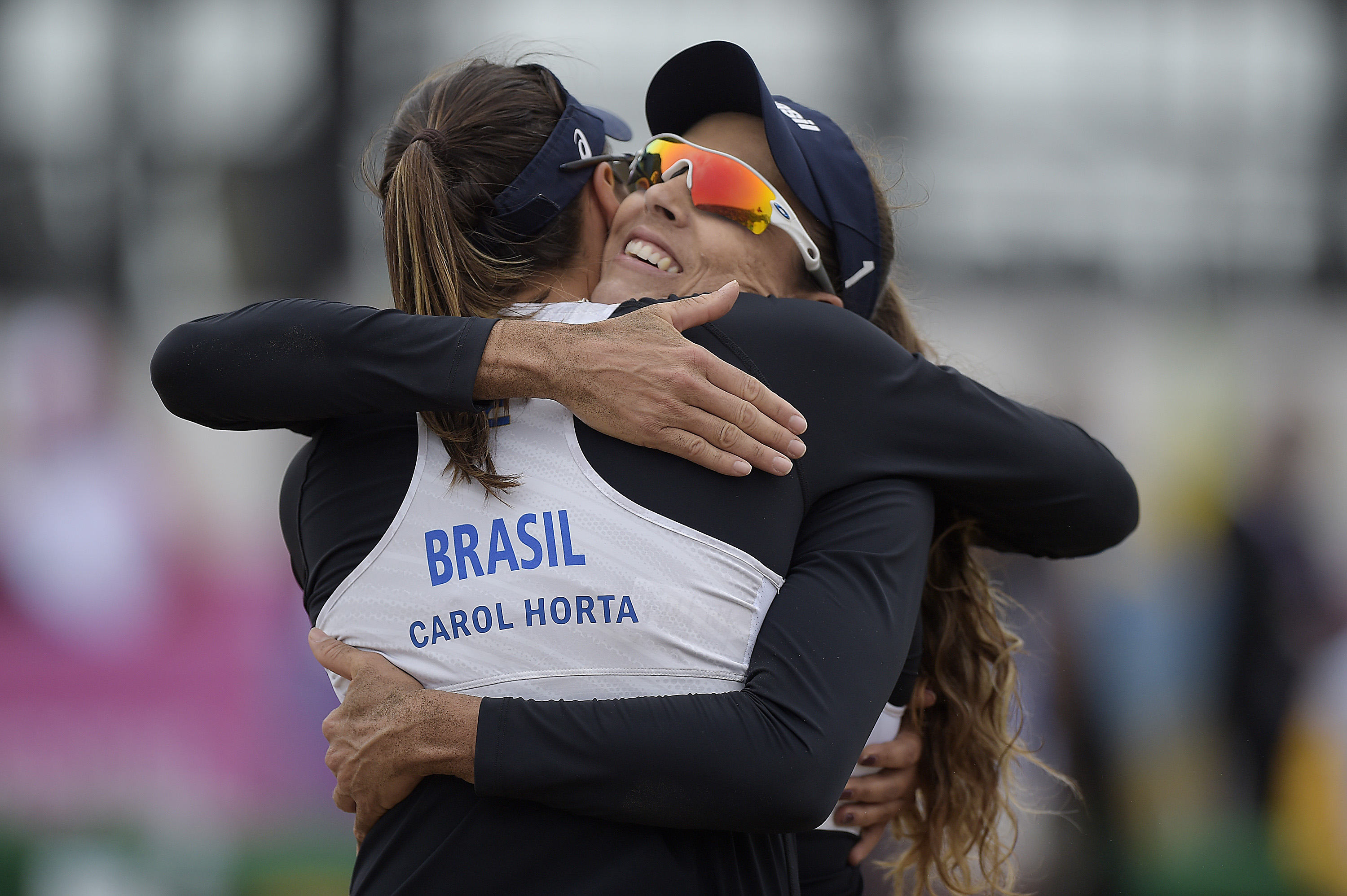 Carol Horta/Ângela vence mexicanas e garante vaga nas quartas de final