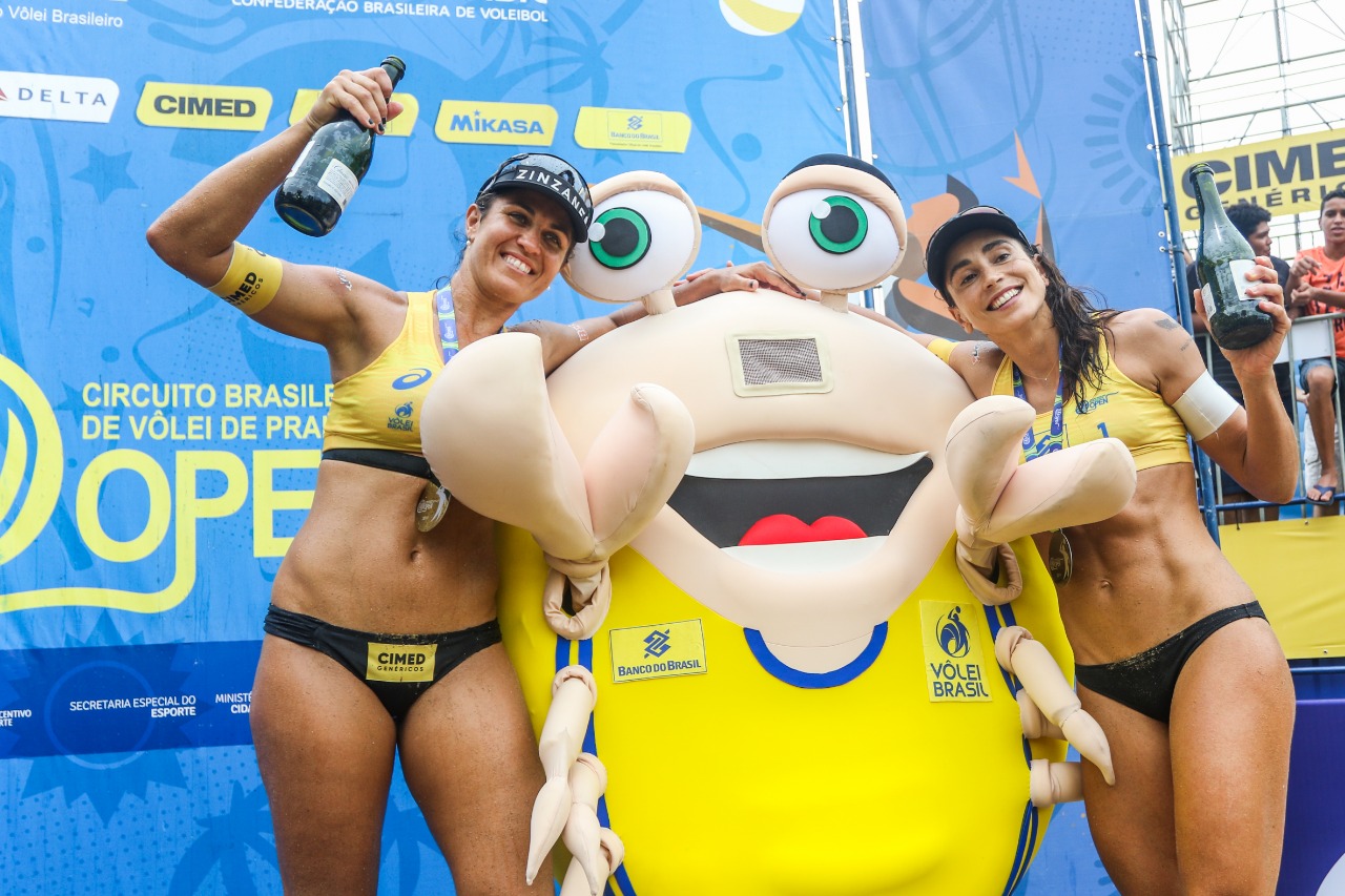 Carol Solberg e Maria Elisa conquistam o bicampeonato em Fortaleza (CE)