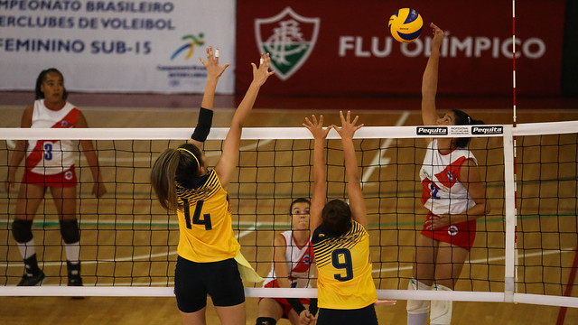 Em Laranjeiras, seis jogos movimentam a primeira rodada do sub-15 feminino