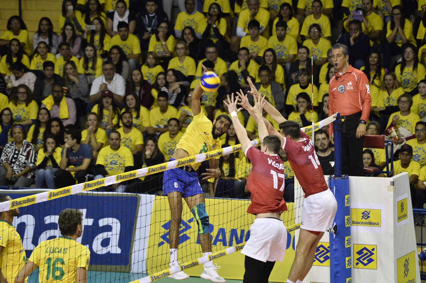 Equipes feminina e masculina fazem amistosos em Suzano e Campinas