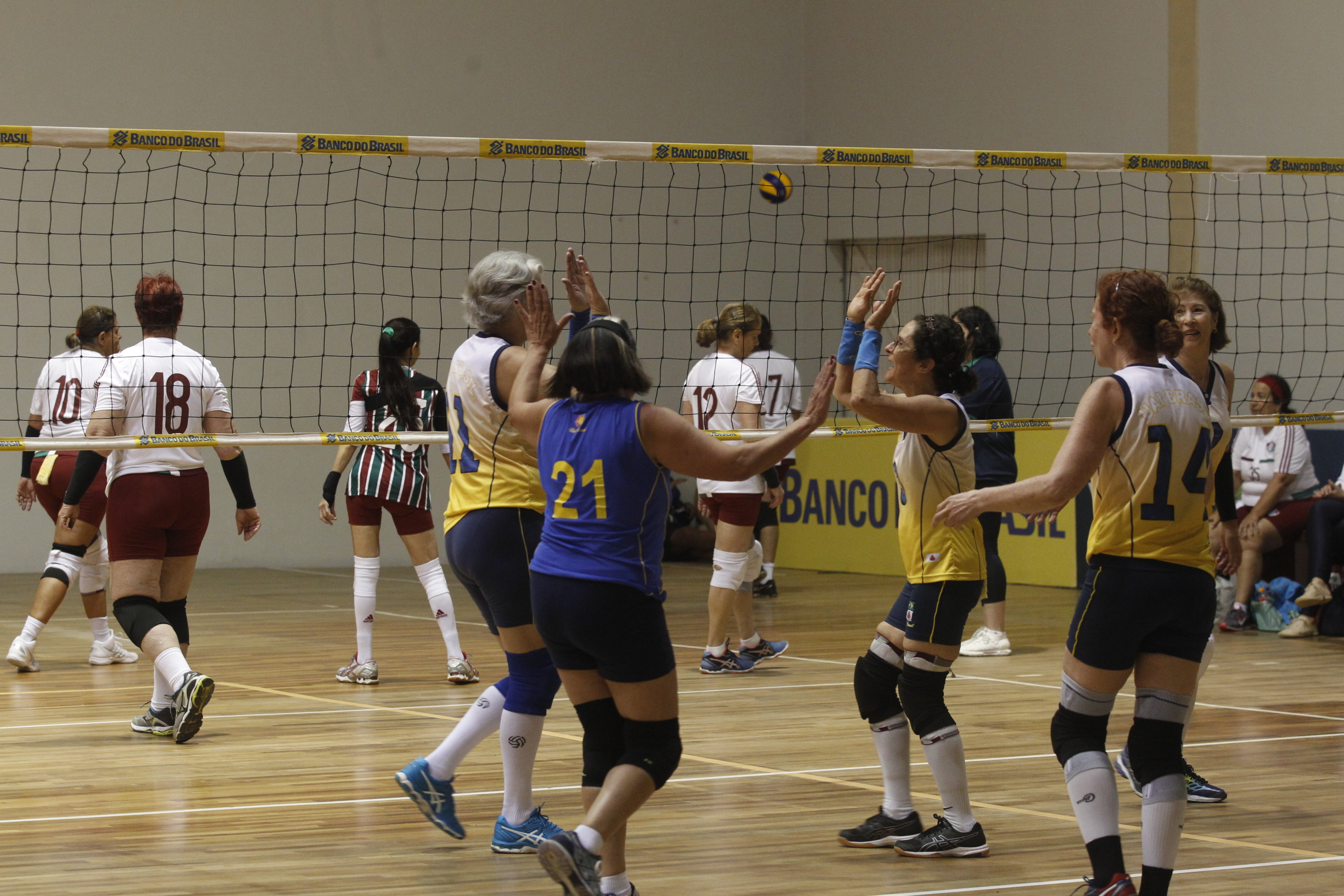 Equipes mineiras saem na frente no 63+ feminino