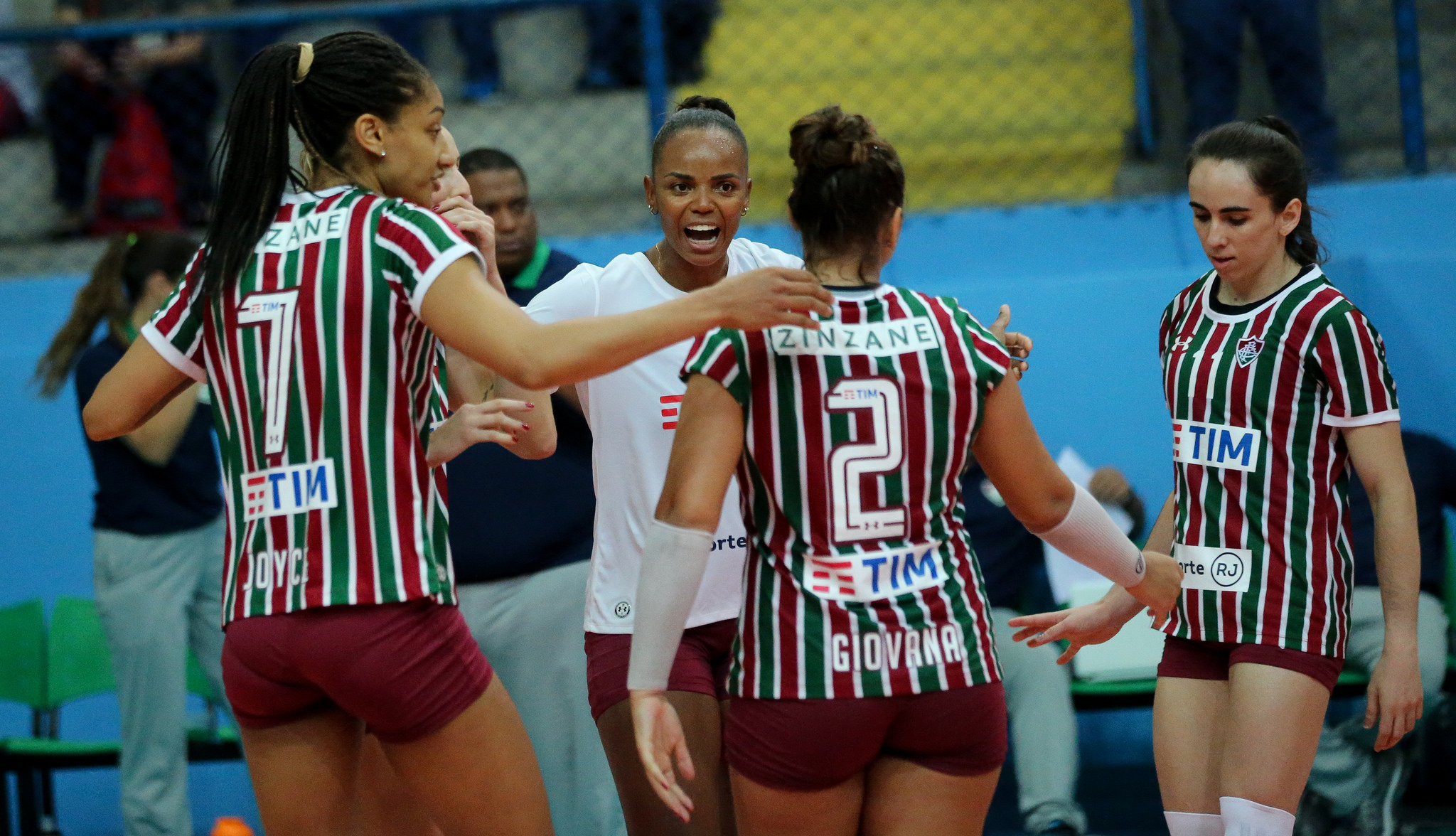 Fluminense duela com Pinheiros na abertura do returno 