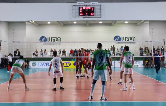 Lavras Vôlei e JF Vôlei decidem última vaga na semifinal