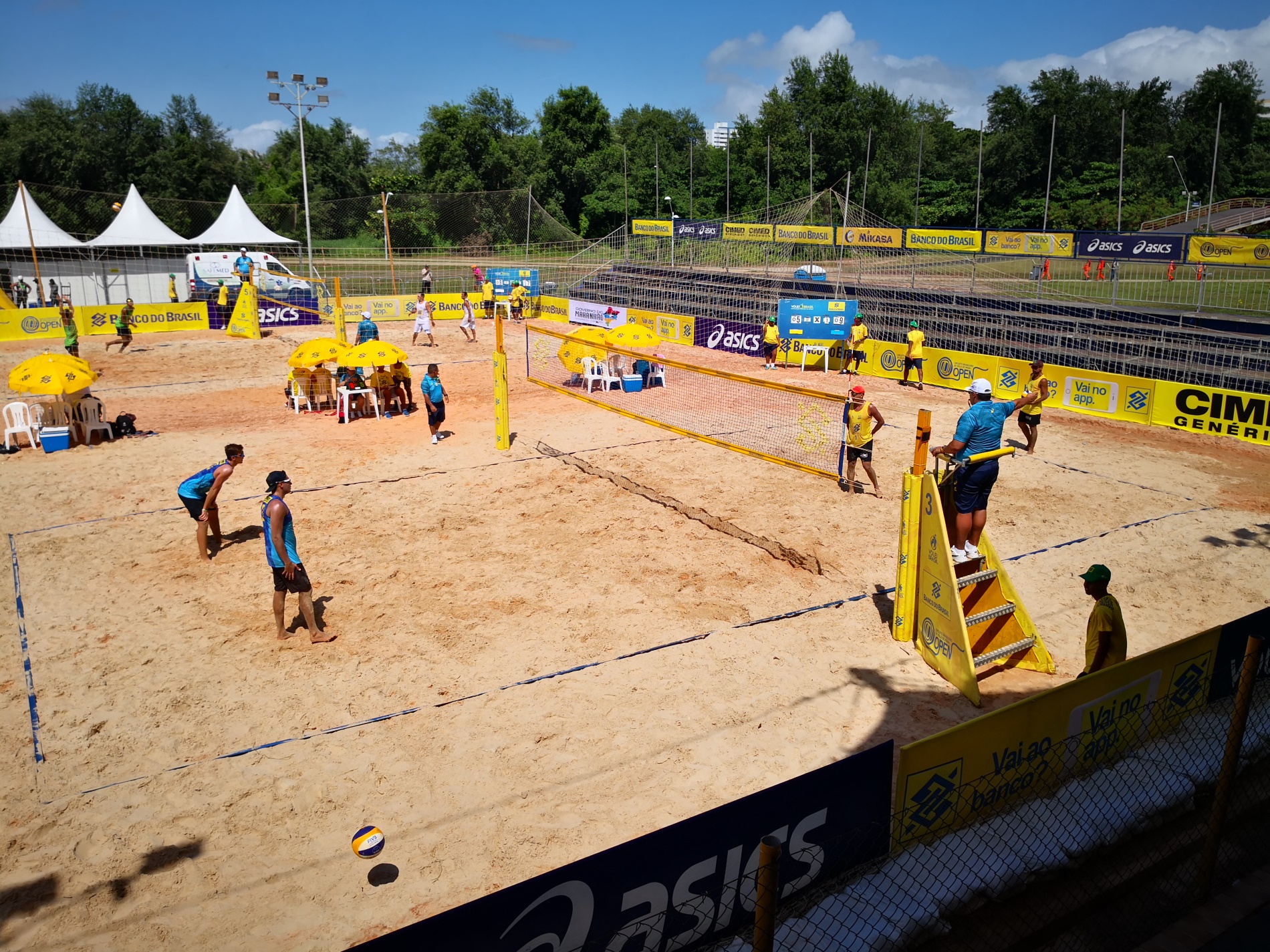 Medalhista olímpico e estreante avançam à fase de grupos em São Luís (MA)